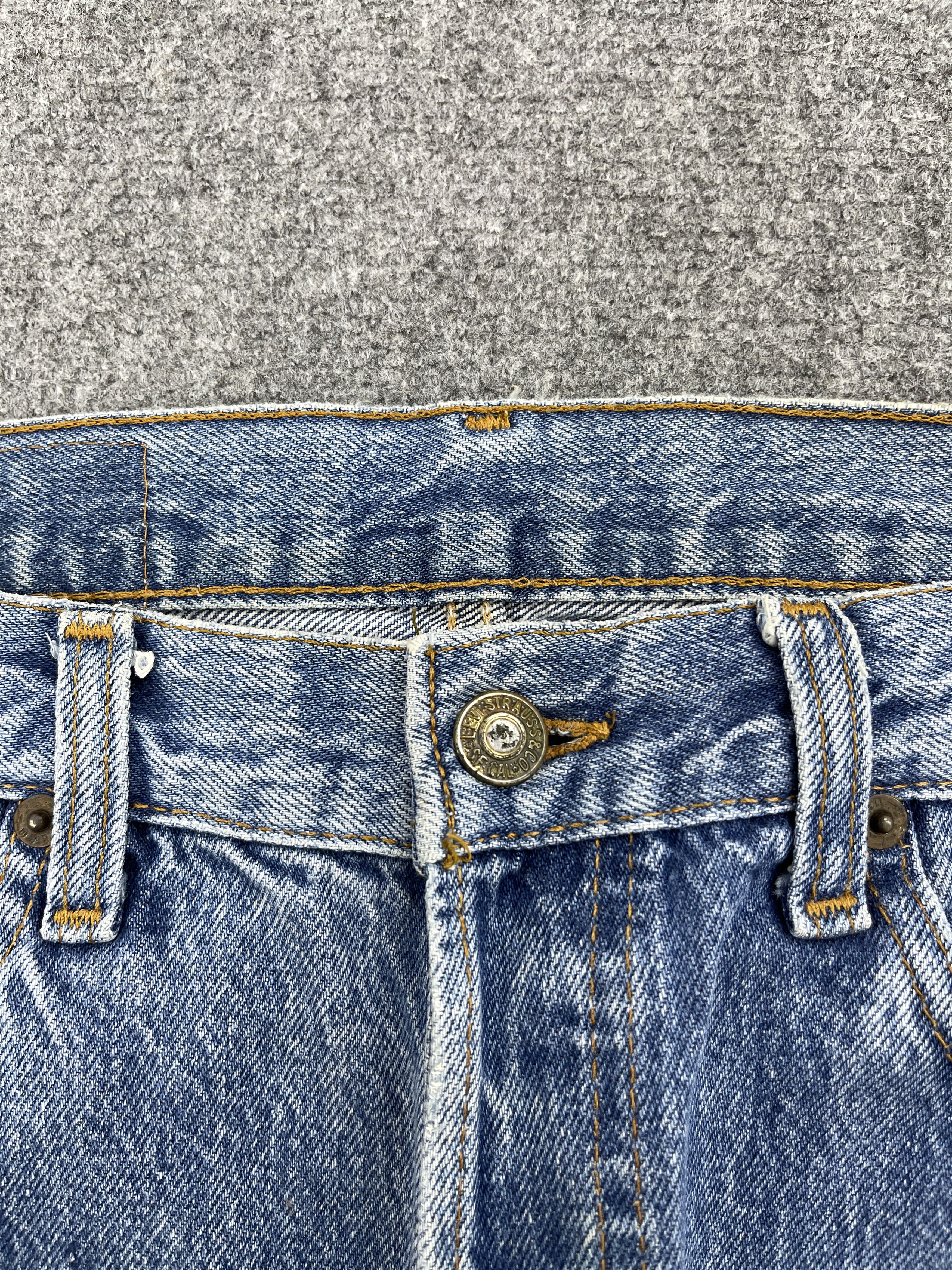 Levi's × Vintage Light Blue Washed Vintage 90s Levis 501 Denim Jeans Size US 31 - 10 Thumbnail