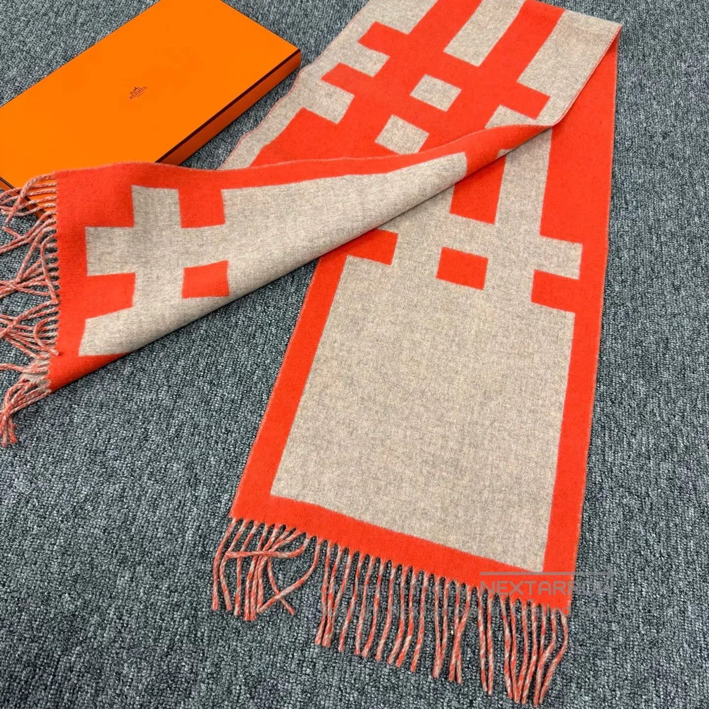Hermes Hermes Orange pattern cashmere scarf| Size ONE SIZE - 4 Thumbnail