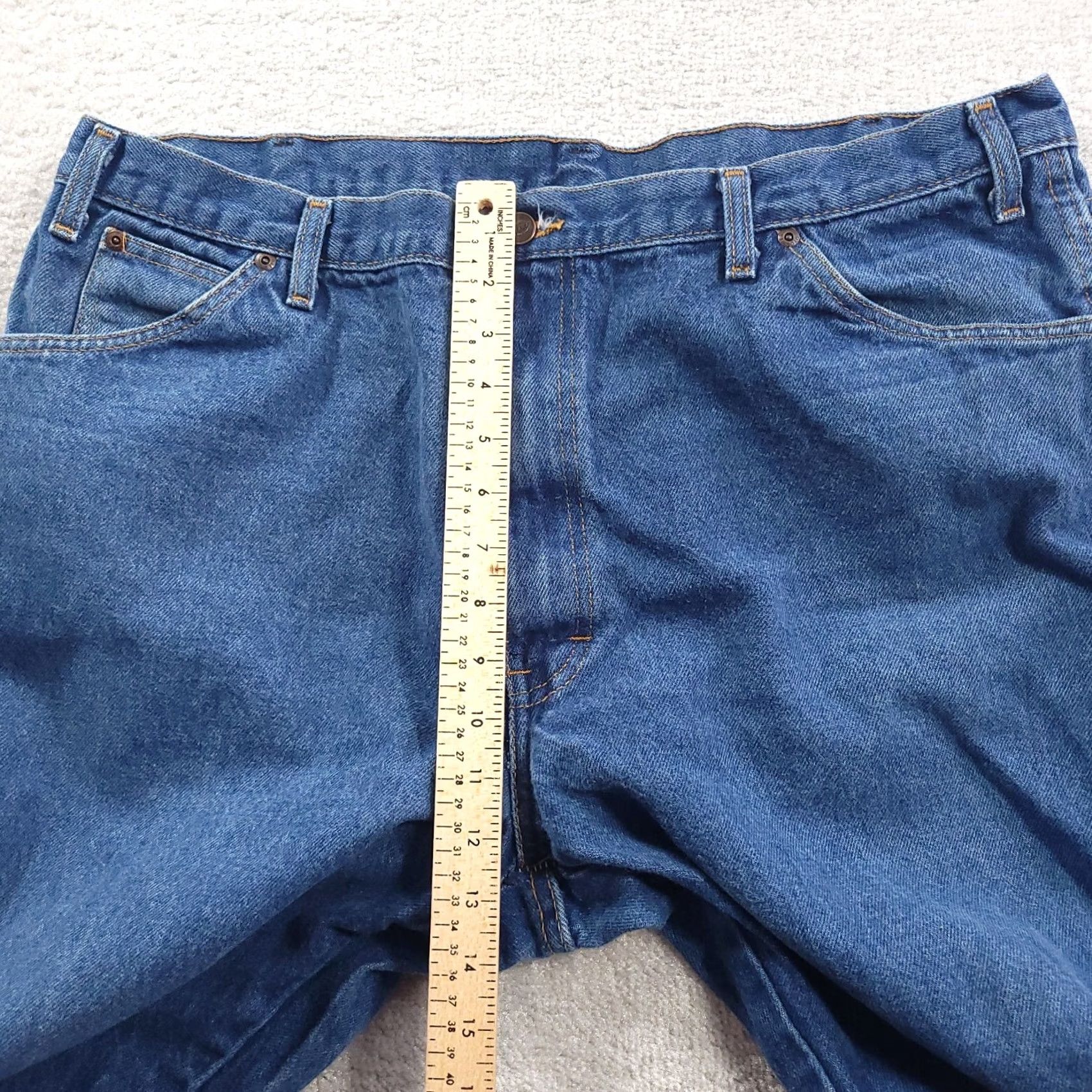Dickies Dickies Jeans Mens 42 X 30 Blue Denim 100% Cotton Medium Wash Straight Leg Mens Jeans Regular Cotton Blue 5-Pocket Design Belt Loops 30in Inseam Size US 42 / EU 58 - 6 Thumbnail