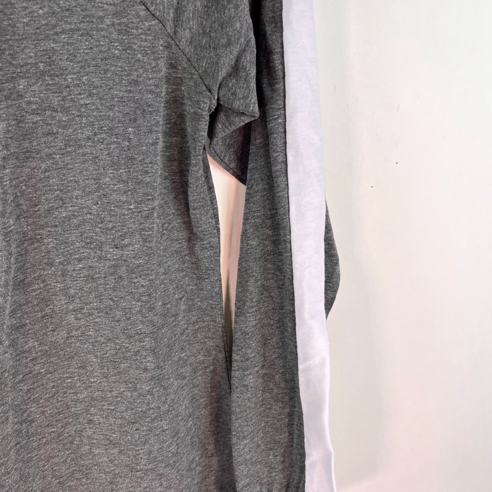Vintage Arach & Cloz Long Sleeve Shirt M Gray Striped Knit Cotton Polyester Spandex - Women - Regular Fit, Round Neck, Pullover, T-Shirt Style Size M / US 6-8 / IT 42-44 - 3 Thumbnail