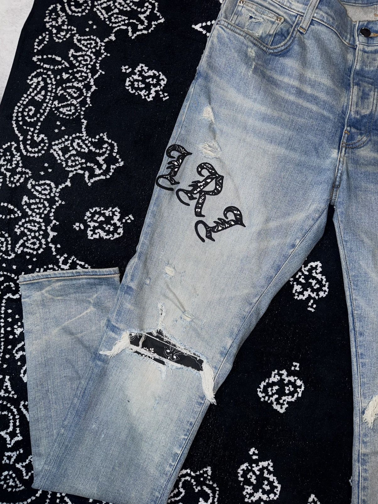 Amiri AMIRI BANDANA ENGLISH LOGO JEANS Size US 32 / EU 48 - 3 Thumbnail