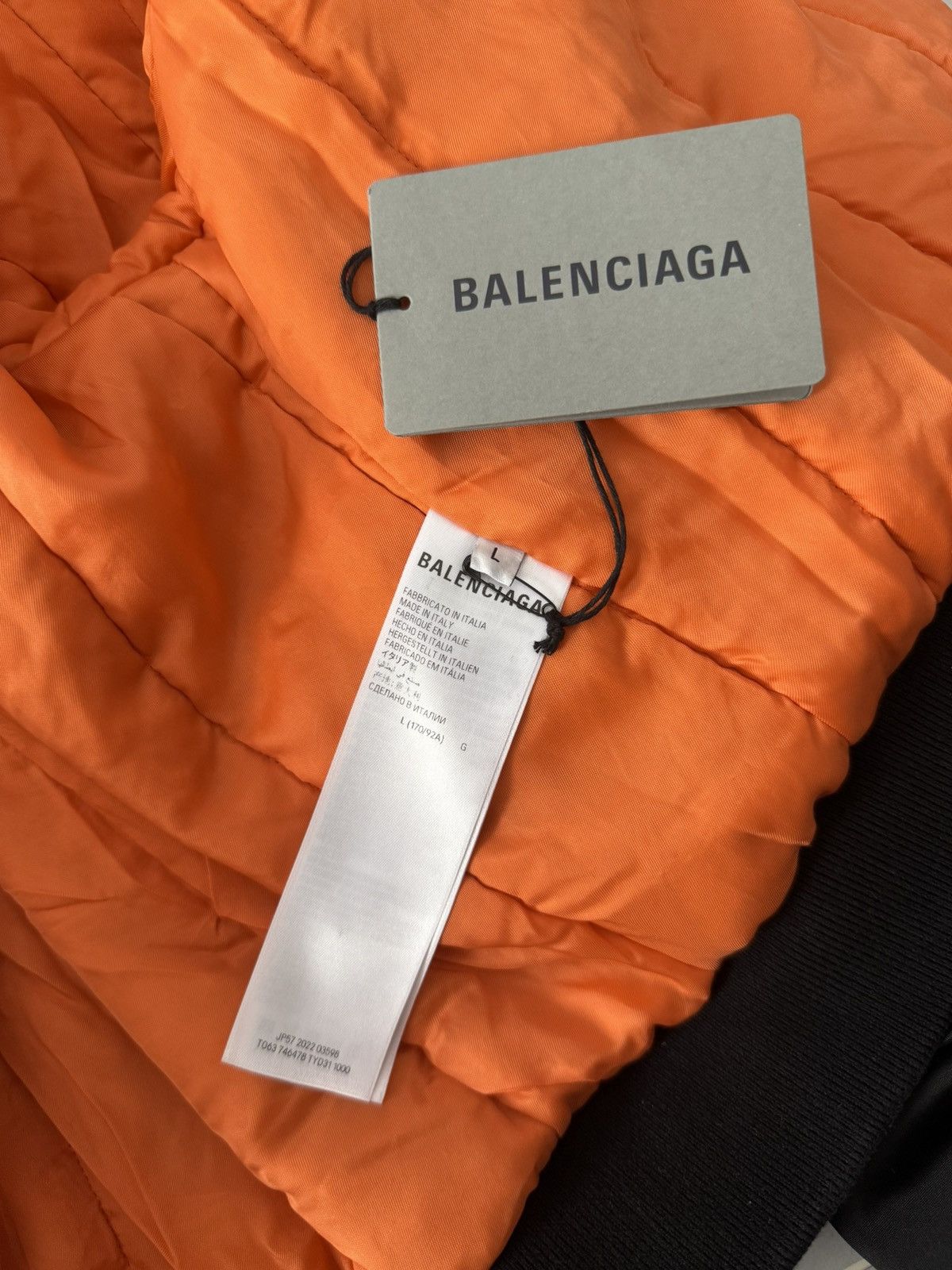 Balenciaga Balenciaga SS23 Runway Shrunk Bomber Jacket Sz.L Size L / US 10 / IT 46 - 6 Thumbnail