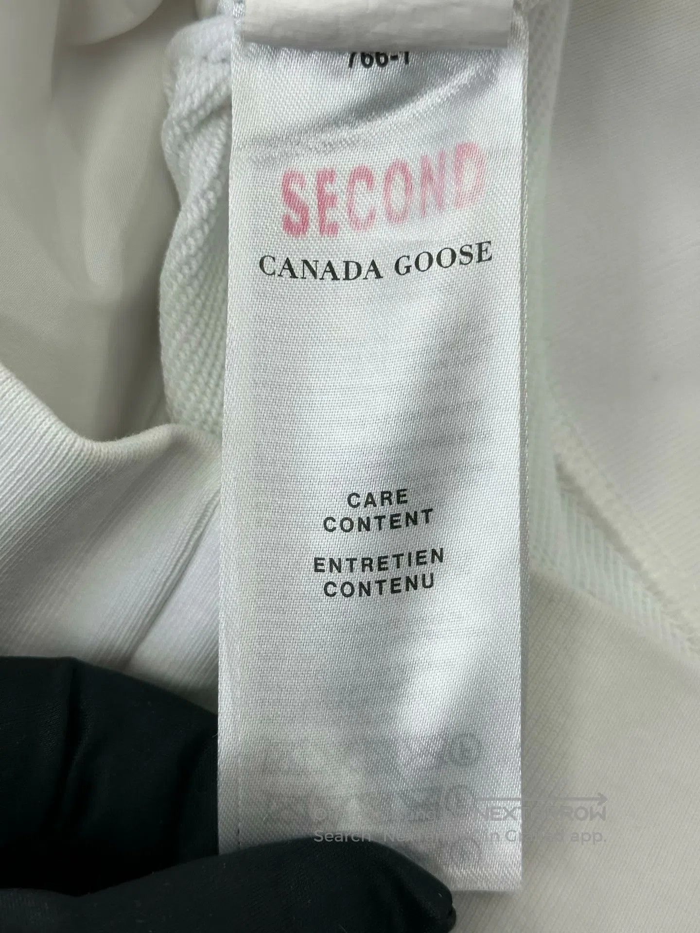 Canada Goose Canada Goose White Classic Sleeve Label Logo Zippered Down Size US XS / EU 42 / 0 - 4 Thumbnail