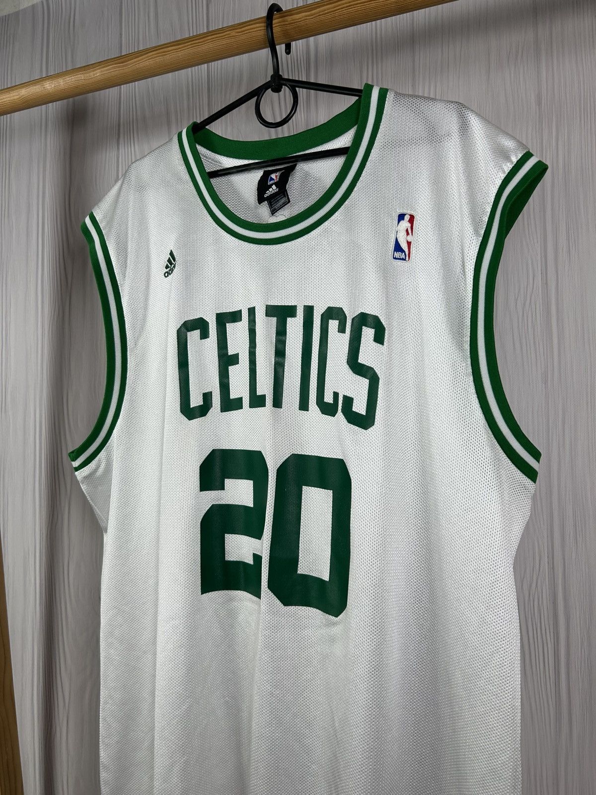 Adidas Vintage NBA Adidas Celtics #20 Allen Jersey Tank Top Size XL Size US XL / EU 56 / 4 - 3 Thumbnail