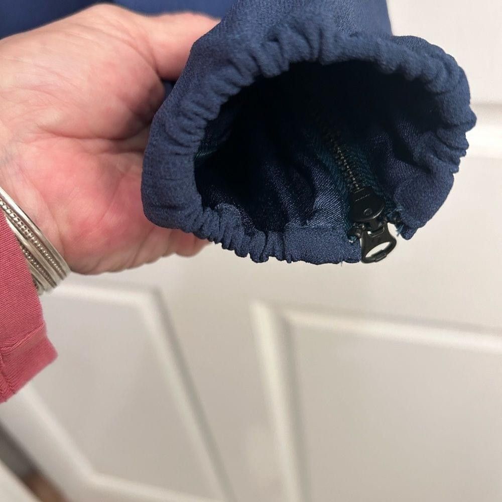 Lululemon Lululemon zip jacket blue size 4 Size S / US 4 / IT 40 - 8 Thumbnail