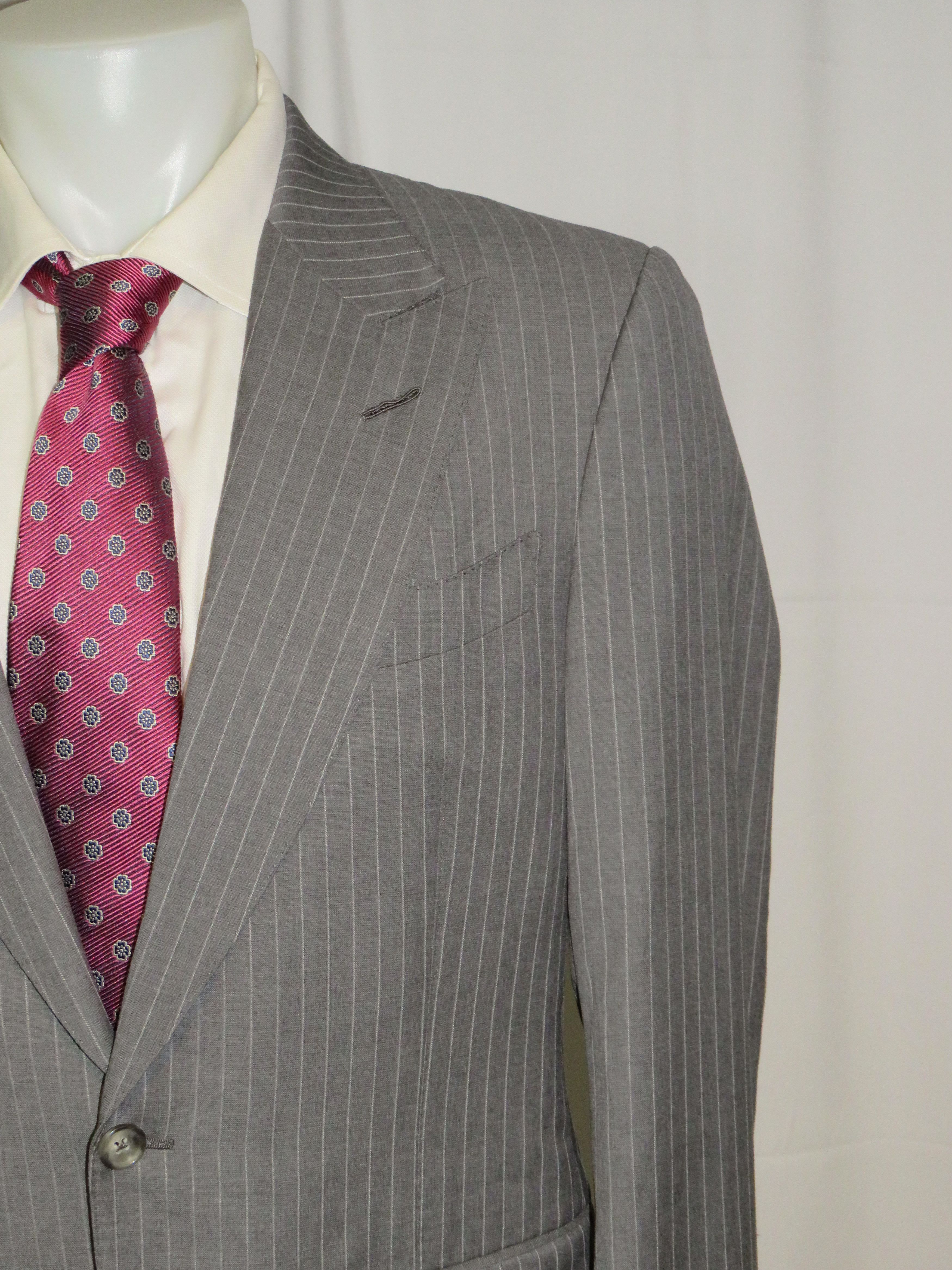 Tom Ford Shelton Gray Stripe Current Two Button Suit 40R Size 40R - 6 Thumbnail