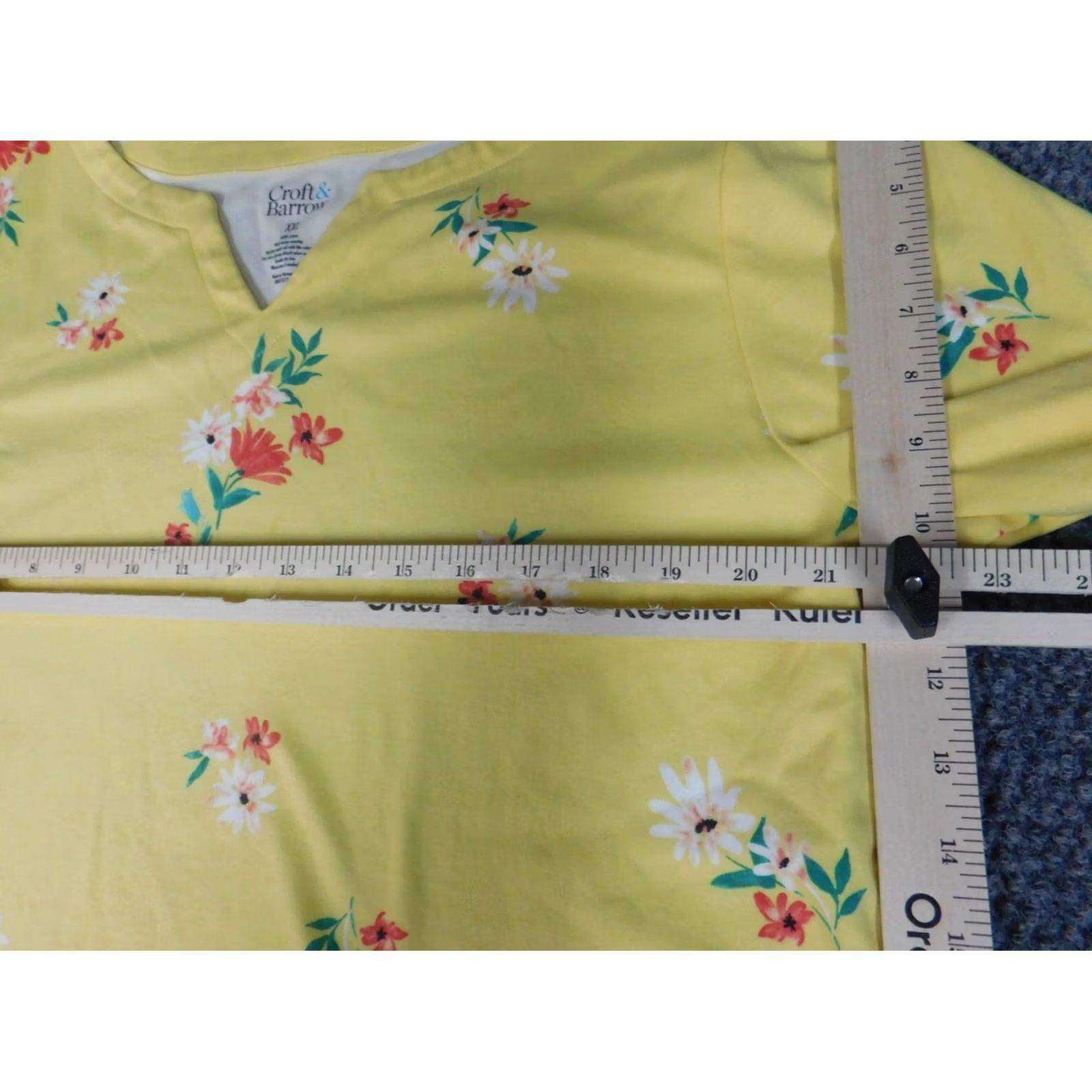 Croft & Barrow Croft & Barrow Womens Blouse 2XL Yellow Floral Stretch Short Sleeve Crew Neck Pullover Casual Polyester Rayon Regular Women 2XL Blouse Floral Yellow Size XXL / US 16-18 / IT 52-54 - 5 Thumbnail