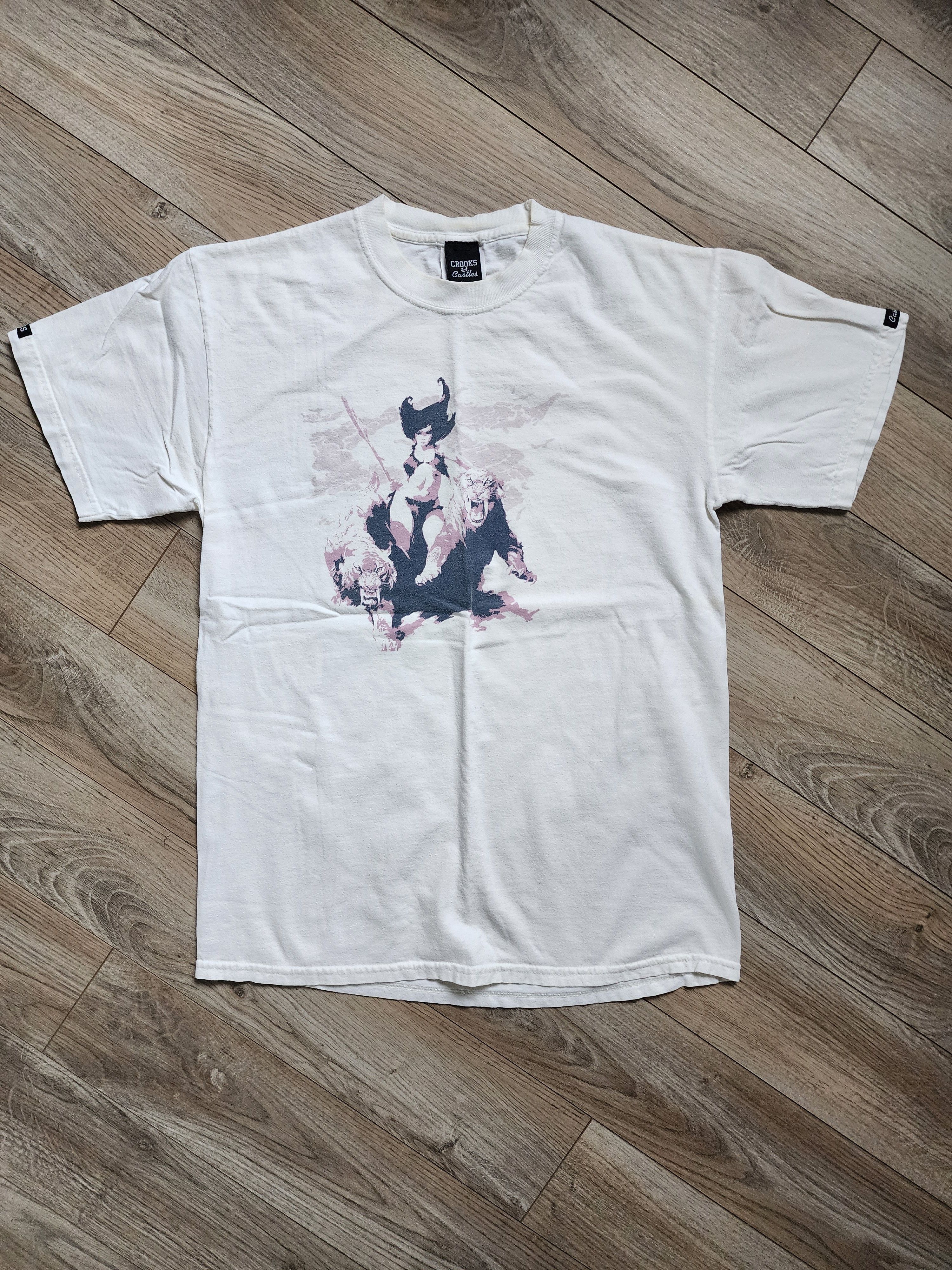 Crooks & Castles Crooks & Castles T Frank Frazetta Size US M / EU 48-50 / 2 - 2 Thumbnail
