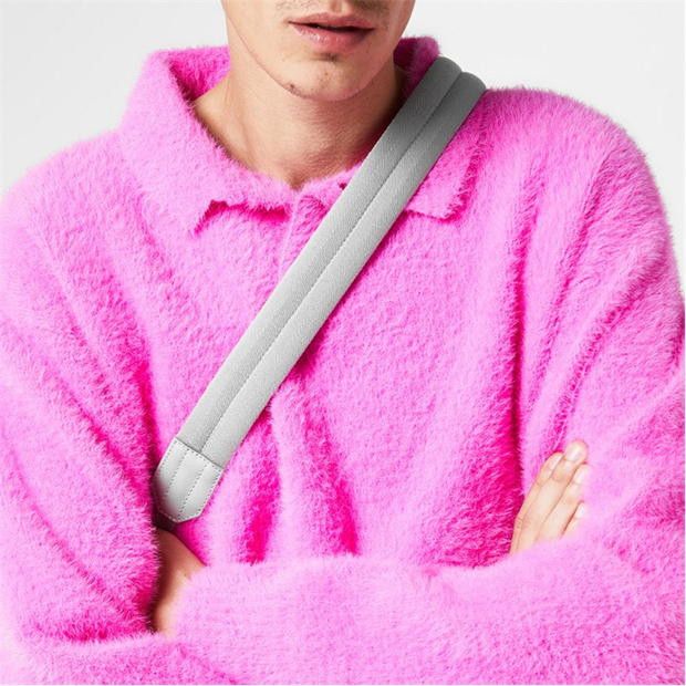 o1g2r1mq0524 LE Neve Long Sleeve Polo Top in Pink & Red