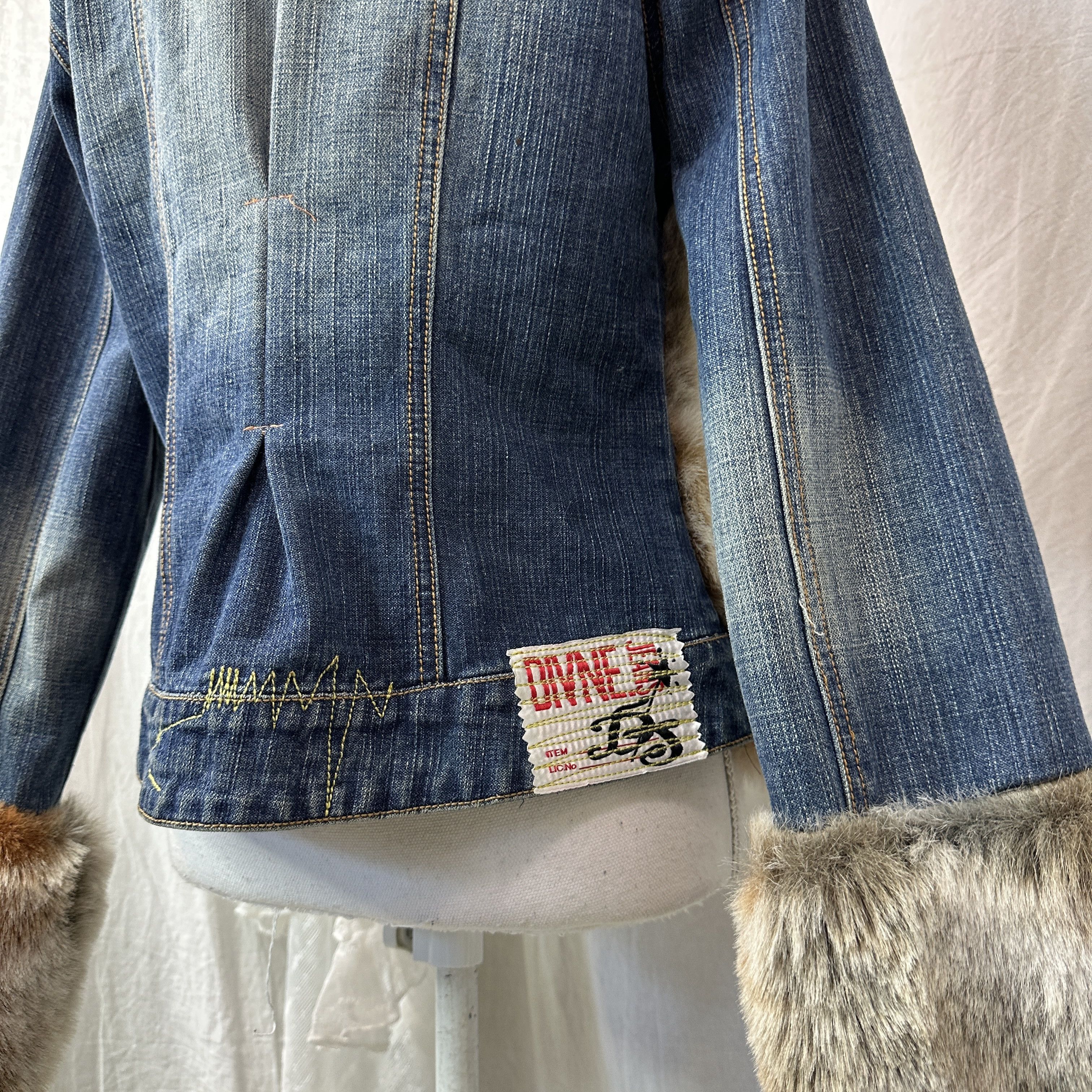 Vintage Vintage Avant Garde Denim Faux Fur Jeans Jacket 00s Size M / US 6-8 / IT 42-44 - 7 Thumbnail