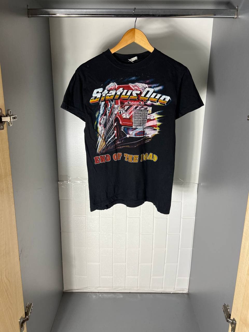 Band Tees VINTAGE STATUS QUO WORLD TOUR ROCK T-SHIRT RETRO METAL 90s Size US M / EU 48-50 / 2 - 1 Thumbnail