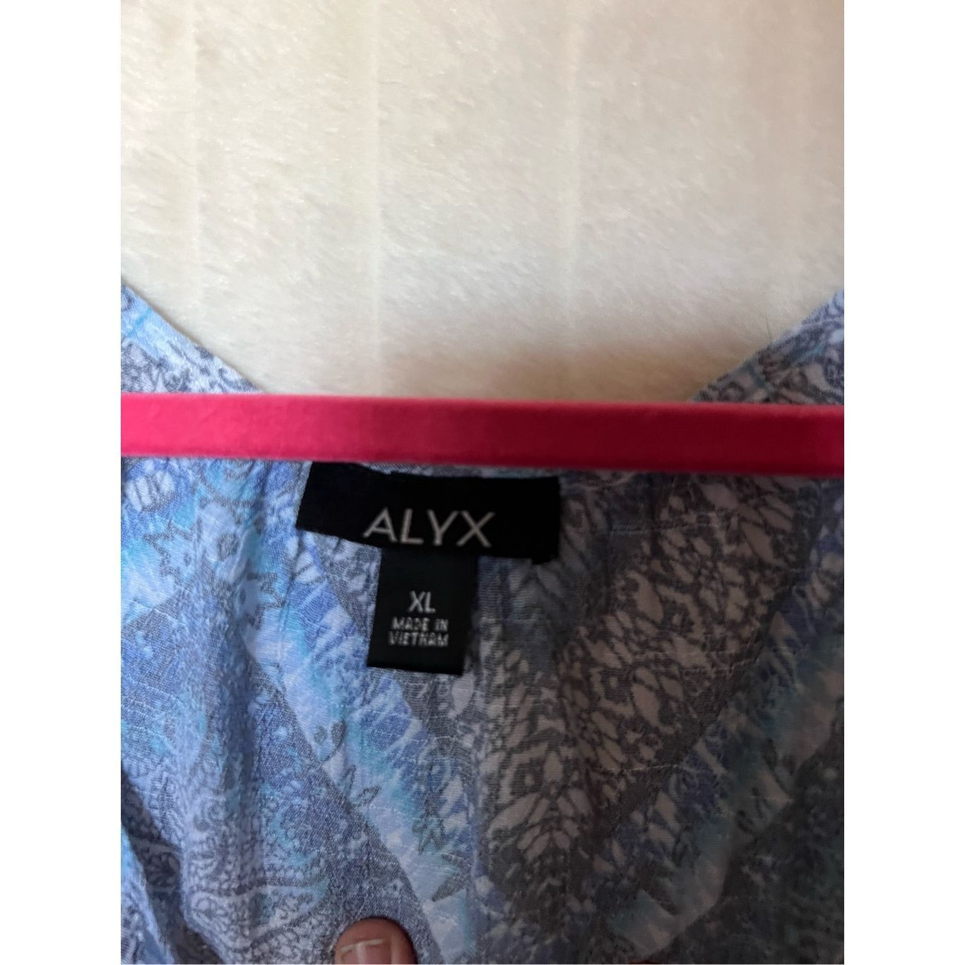 Alyx ALYX Blue Patterned V-Neck Shirt Woman’s Size XL Size XL / US 12-14 / IT 48-50 - 4 Thumbnail