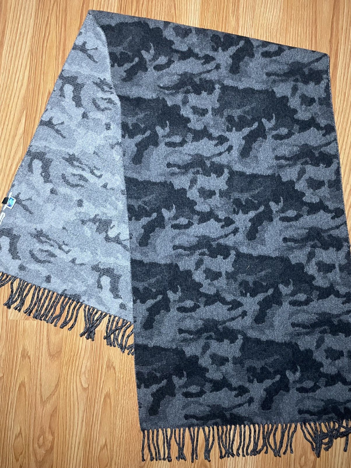 Canada Goose Canada Goose Wool Blend Scarf Camo Print Size ONE SIZE - 5 Thumbnail