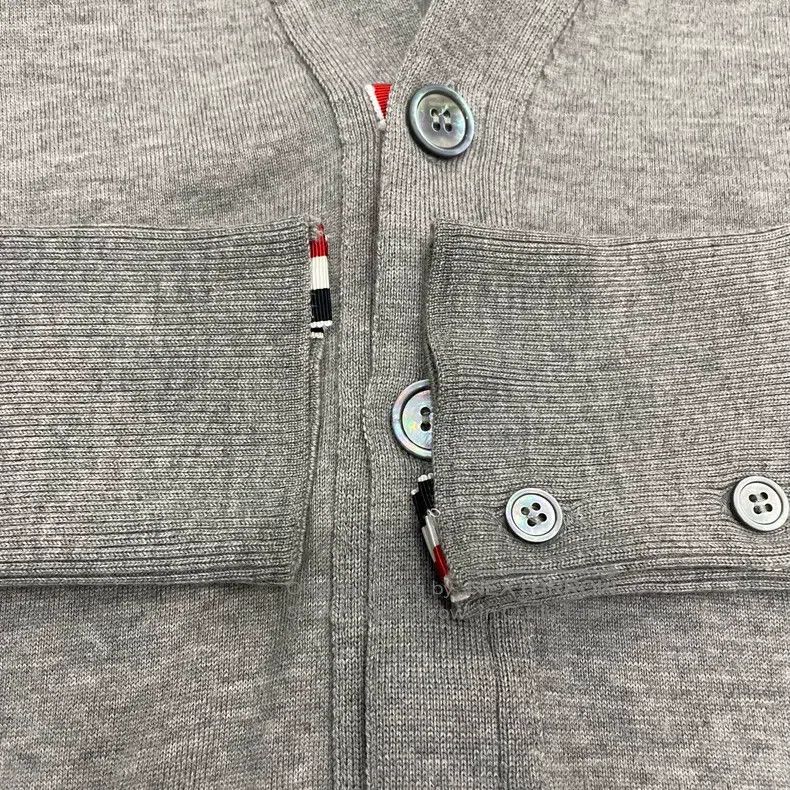 Thom Browne Thom Browne Gray Four-Stripe Cardigan Size US M / EU 48-50 / 2 - 5 Thumbnail