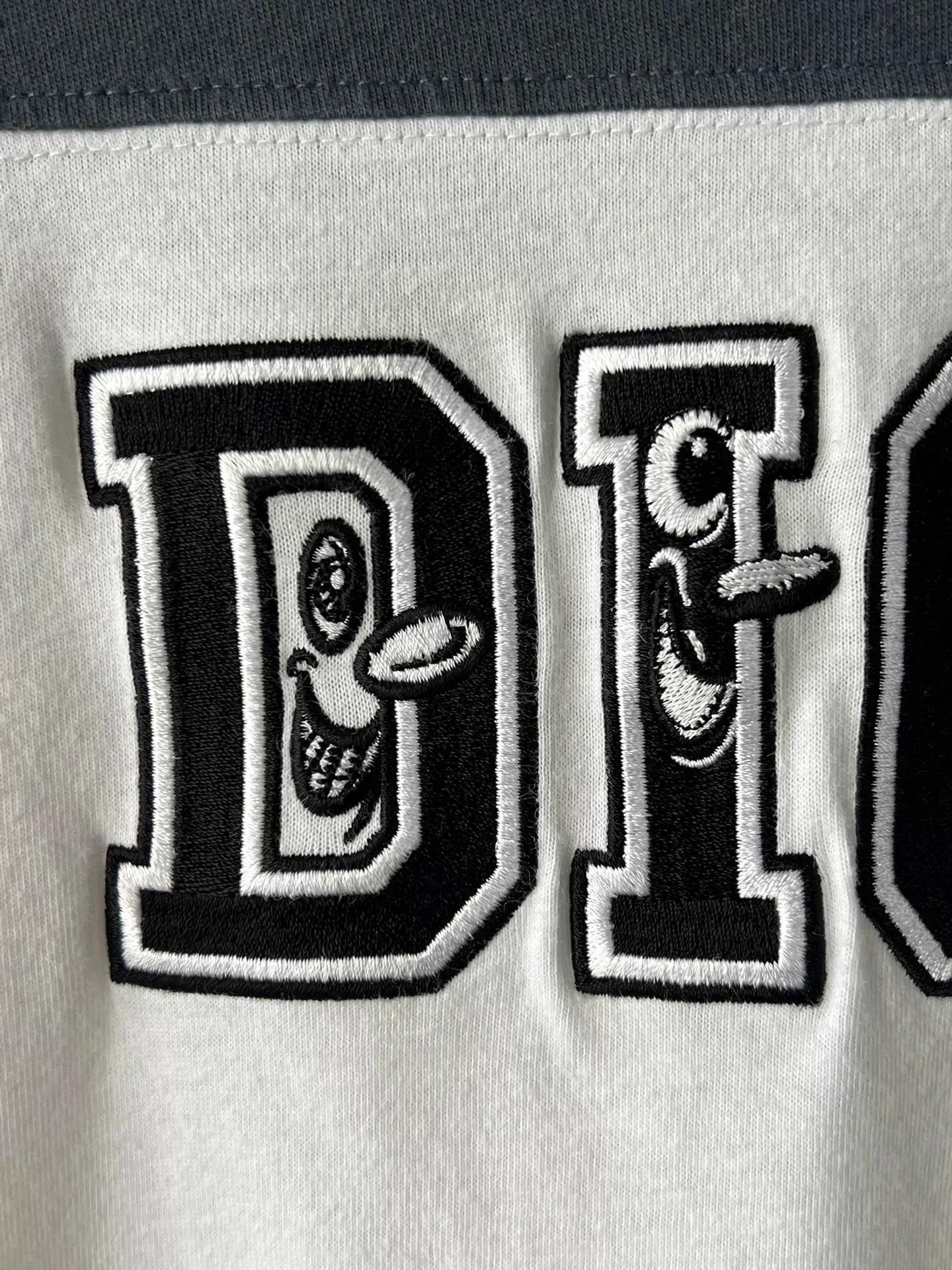 Dior Dior Women's Colorblock T-Shirt CD Logo Embroidery 12+ Size XXS / US 00 / IT 34 - 4 Thumbnail