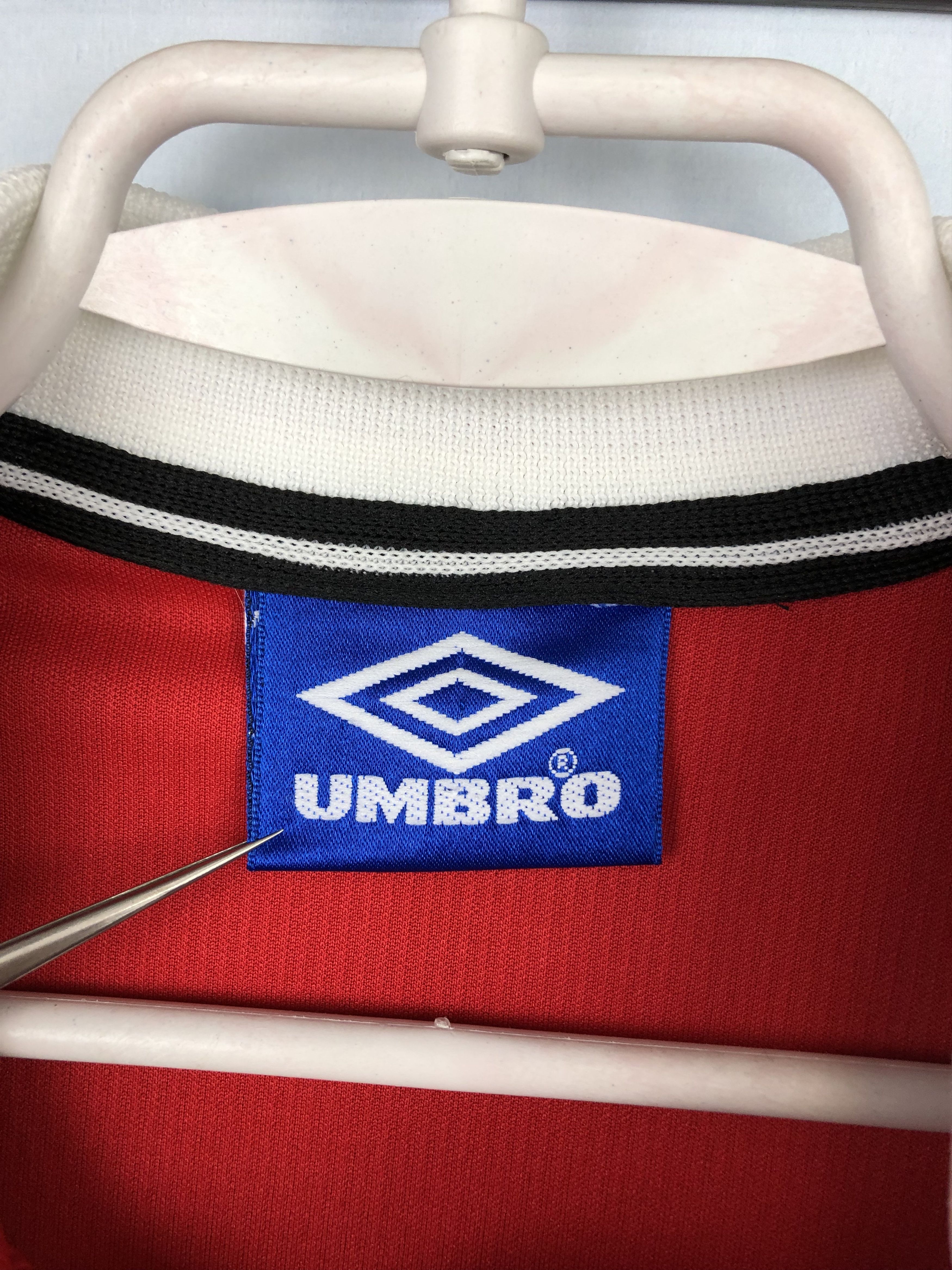 Vintage Manchester United football shirt Soccer Long Sleeve Jersey Size US XL / EU 56 / 4 - 9 Thumbnail
