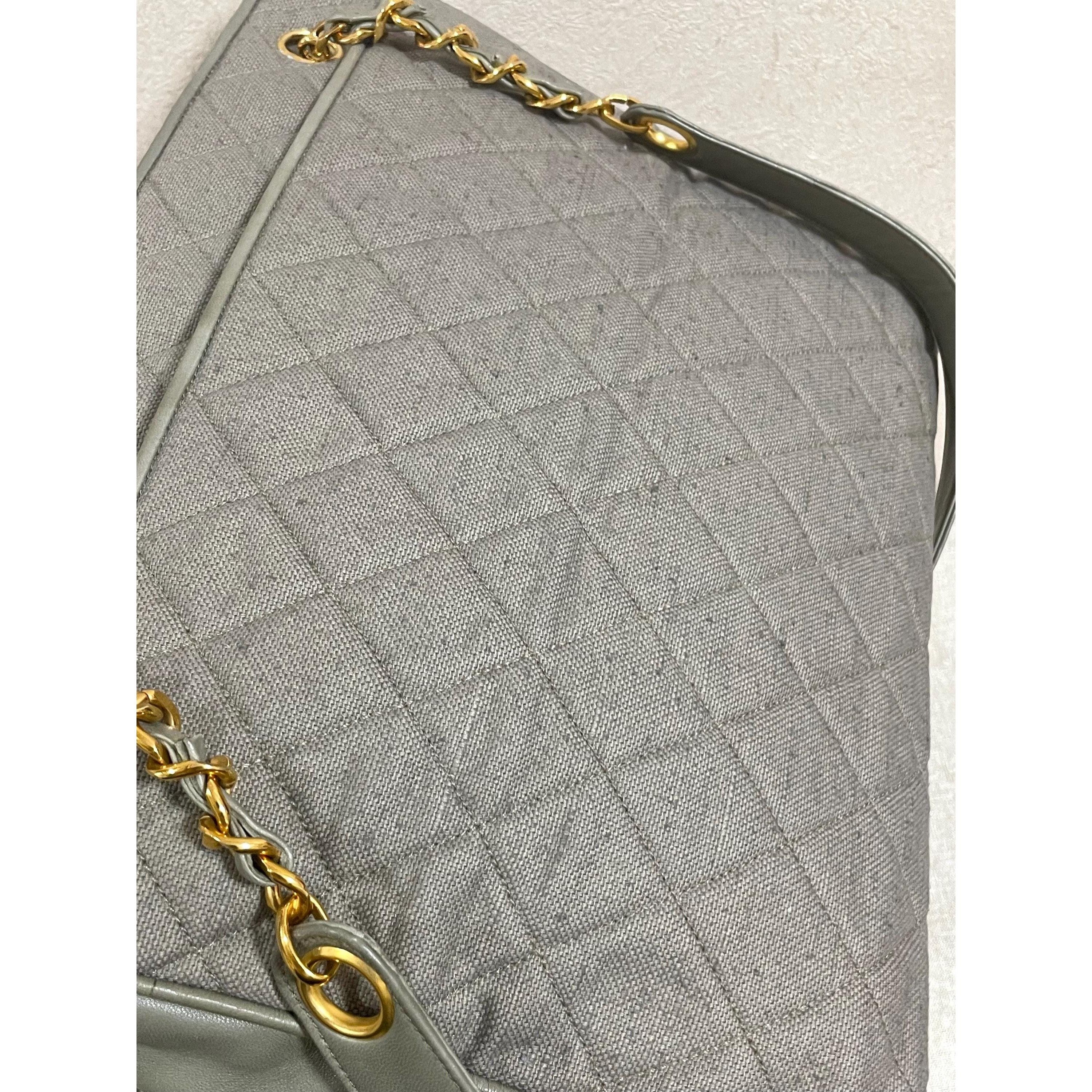 Chanel Vintage CHANEL taupe grey canvas and lambskin shoulder tote Size ONE SIZE - 5 Thumbnail