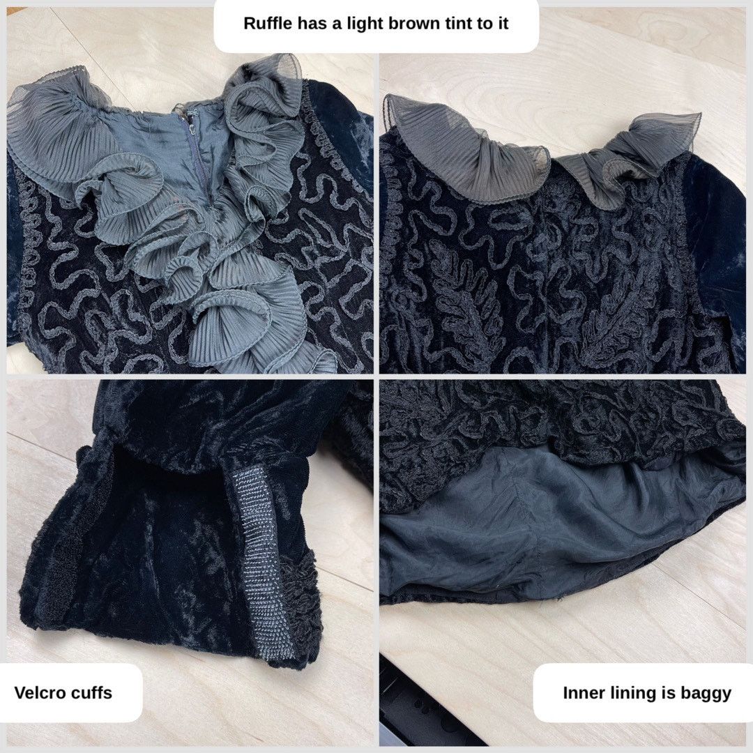 Vintage 70s Black Crushed Velvet Long Sleeve Ruffled A-Line Dress Size S / US 4 / IT 40 - 4 Thumbnail