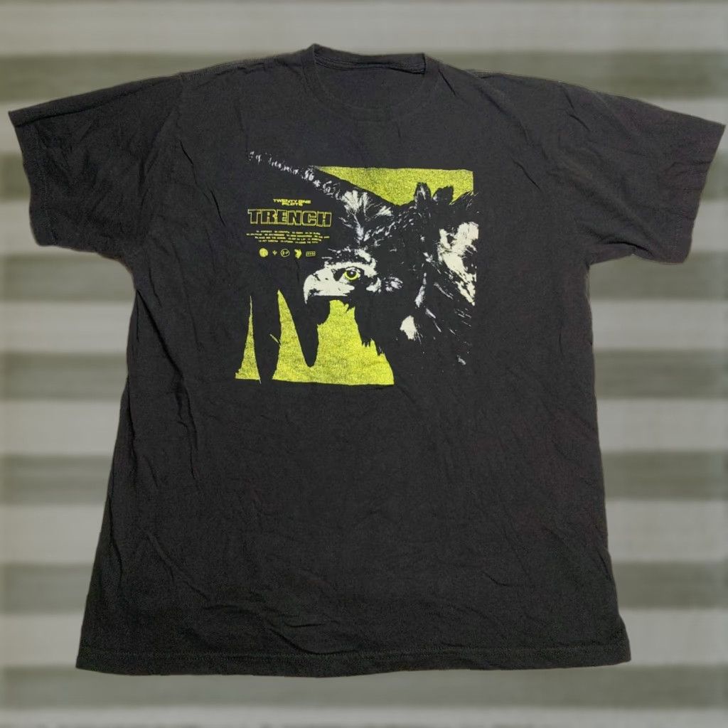 Tultex Twenty One Pilots Trench T-shirt Mens Adult M Black Logo Graphic Tee Vintage 90s Rock Band Tultex Shirt Mens Regular Fit Short Sleeve Crew Neck Size US M / EU 48-50 / 2 - 1 Thumbnail