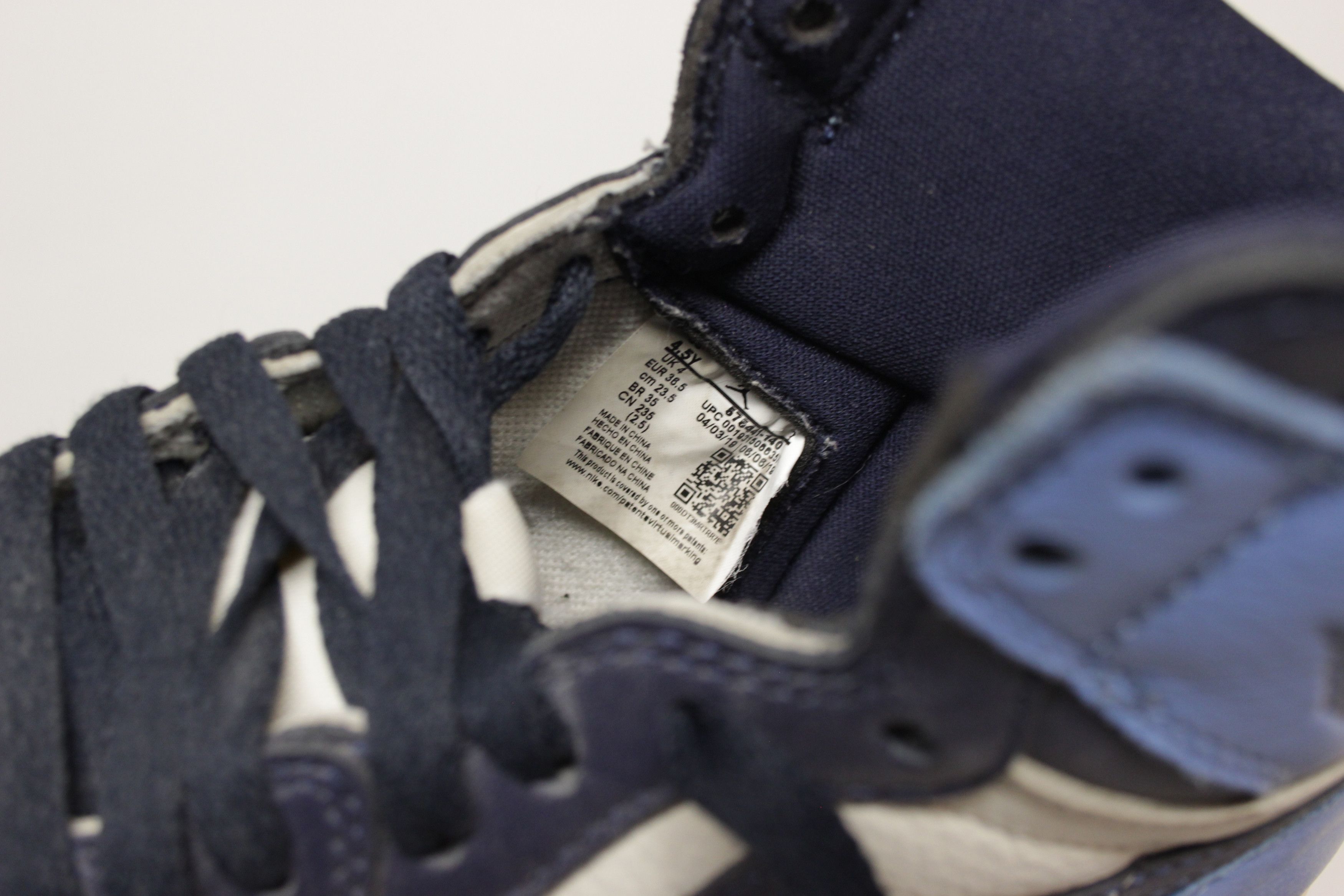 Jordan Brand Air Jordan 1 Hi Set | Dark Marine, Obsidian, Praline Size US 4.5 / IT 34.5 - 9 Thumbnail