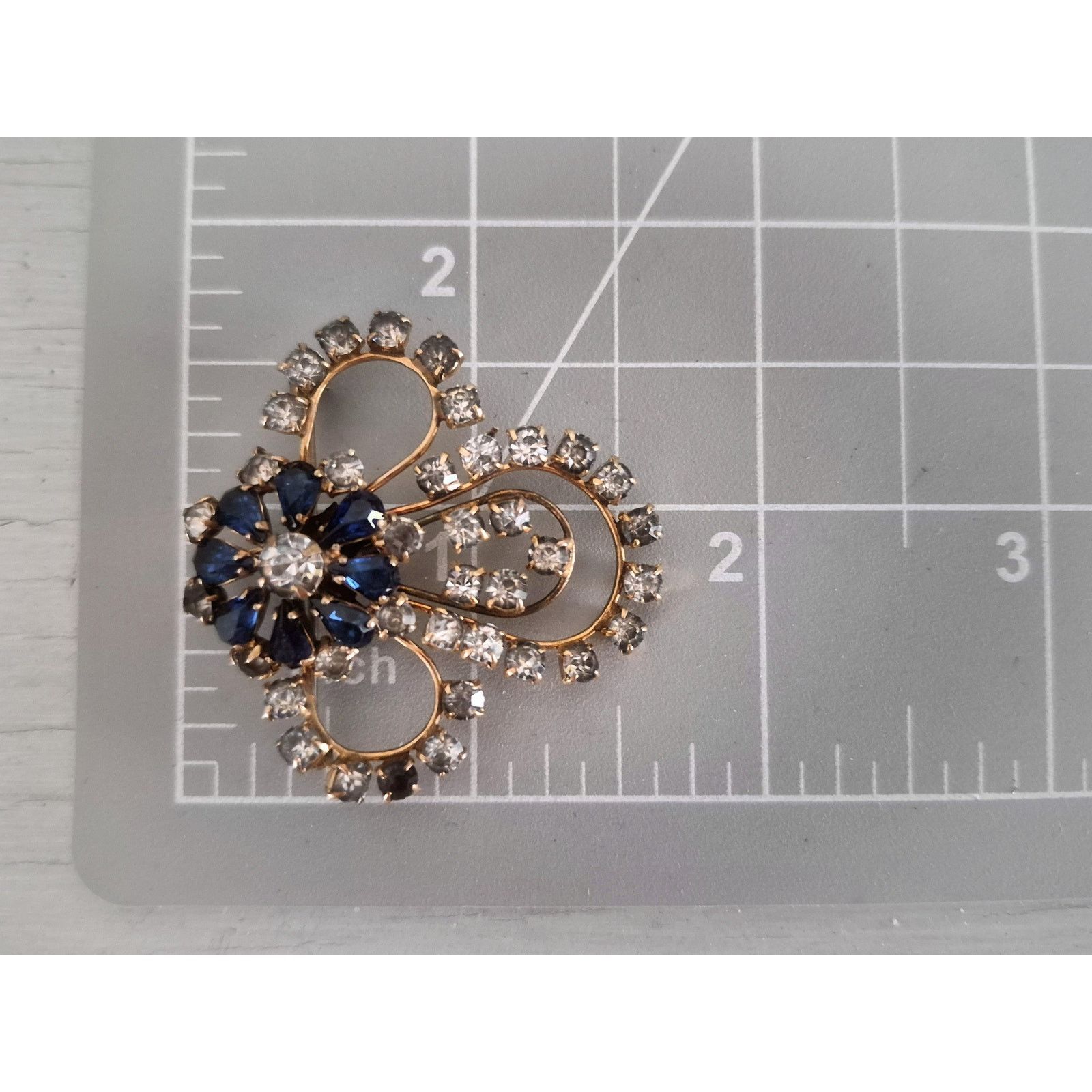 Other Vintage 1940s Blue and Clear Rhinestone Brooch Size ONE SIZE - 6 Thumbnail