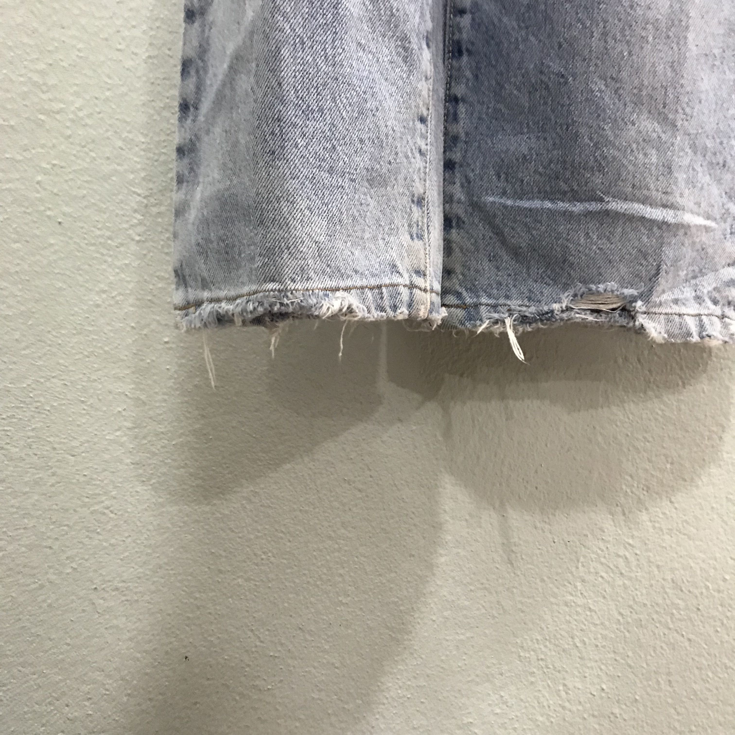 Wrangler Vintage Wrangler Light Wash High Waist Straight Leg Size US 31 - 6 Thumbnail