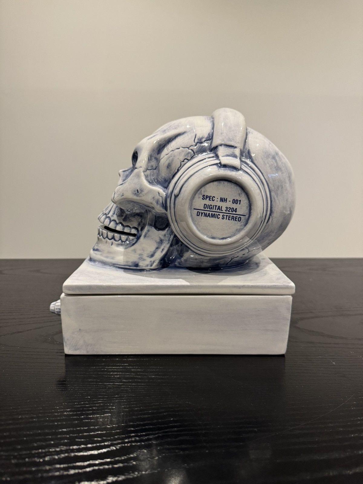 Neighborhood Neighborhood Radio Skull Booze Incense Chamber Size ONE SIZE - 5 Thumbnail