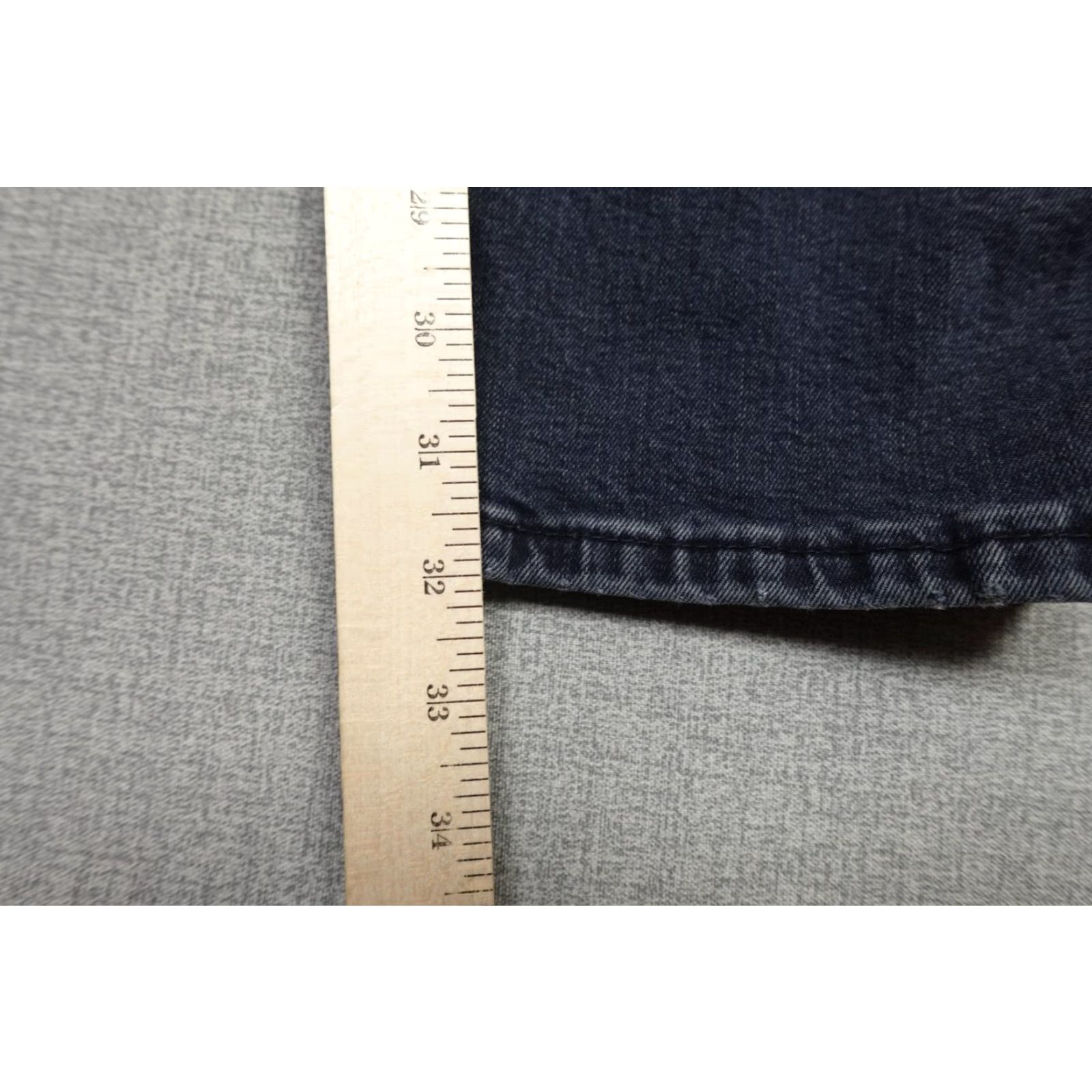Levi's Levi's 511 Jeans Mens 34x32 Blue Slim Fit Stretch Tapered Zip Fly Denim 99% Cotton 1% Elastane Regular Inseam 32 Egypt Made Size US 34 / EU 50 - 5 Thumbnail