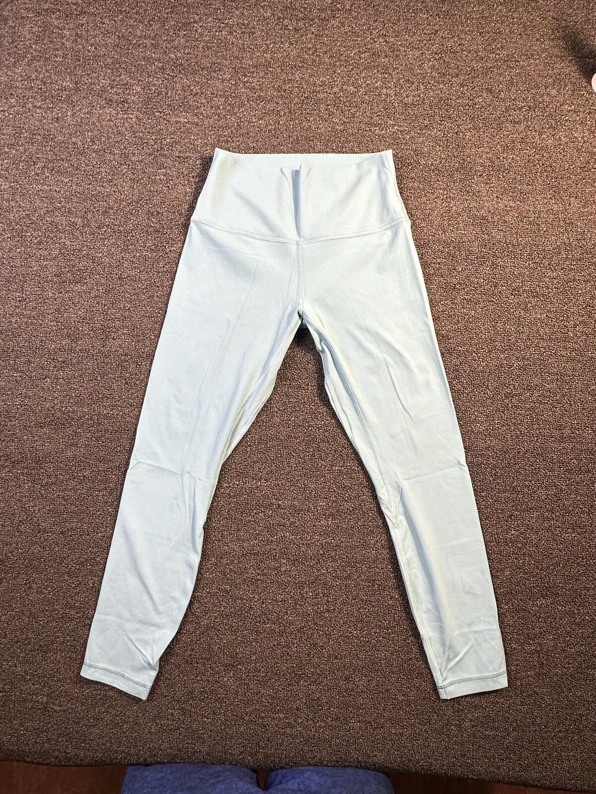 Lululemon Lululemon Rare Tidal Teal Align HR 24” Leggings, Sz 6 Size 28" / US 6 / IT 42 - 1 Thumbnail