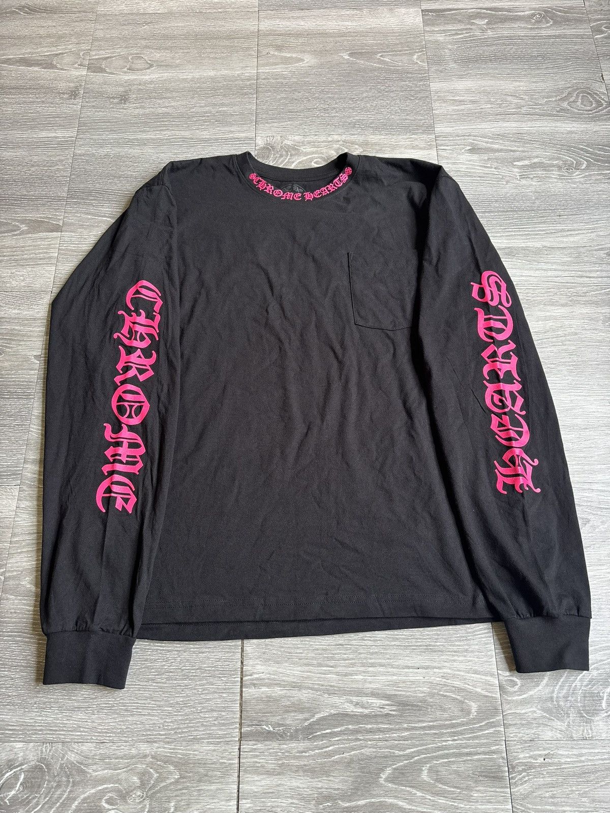 Chrome Hearts Chrome Hearts Pink Neck Logo LS Tee Size US XL / EU 56 / 4 - 3 Thumbnail