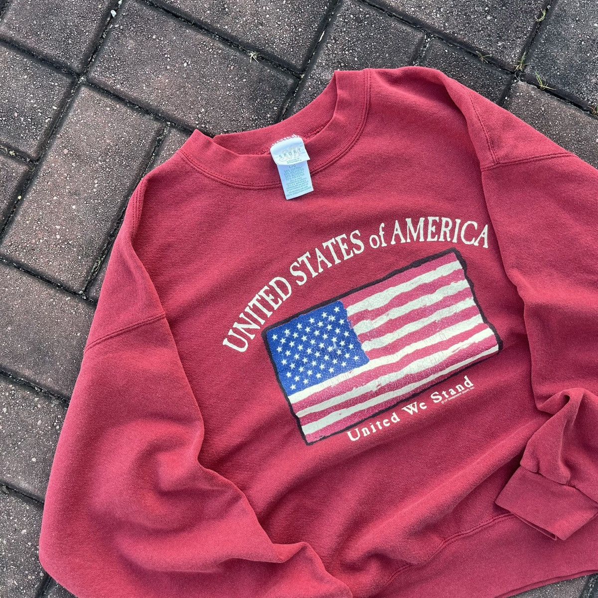 Vintage VINTAGE Y2K AMERICA FLAG GRAPHIC SWEATSHIRT Size US L / EU 52-54 / 3 - 4 Thumbnail