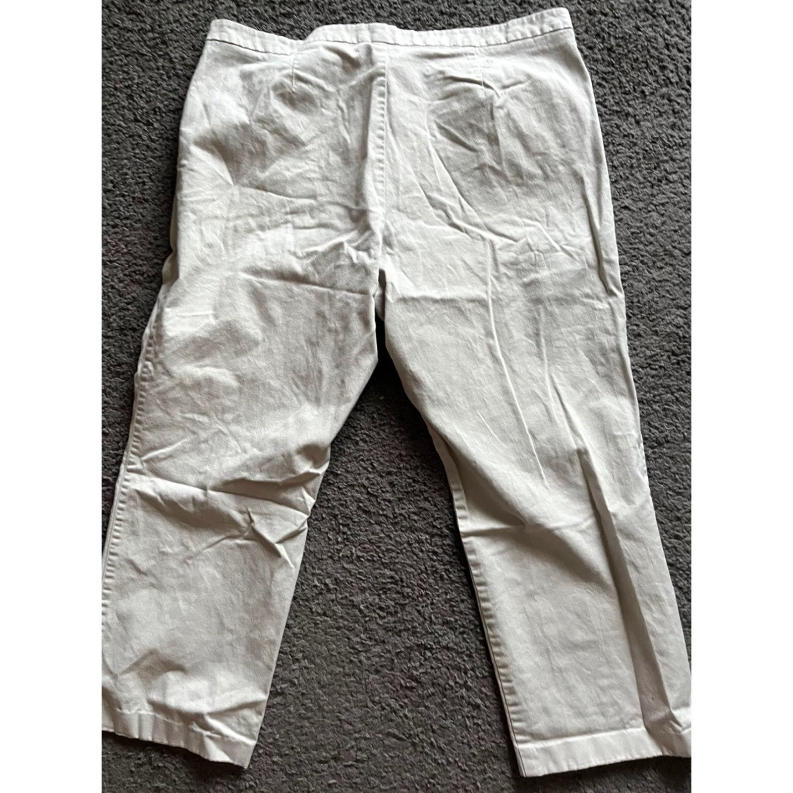 Tommy Hilfiger VINTAGE Tommy Hilfiger Pants Women’s 20 Beige Straight Leg Lightweight Flat Front Size 42" / US 20 - 3 Thumbnail