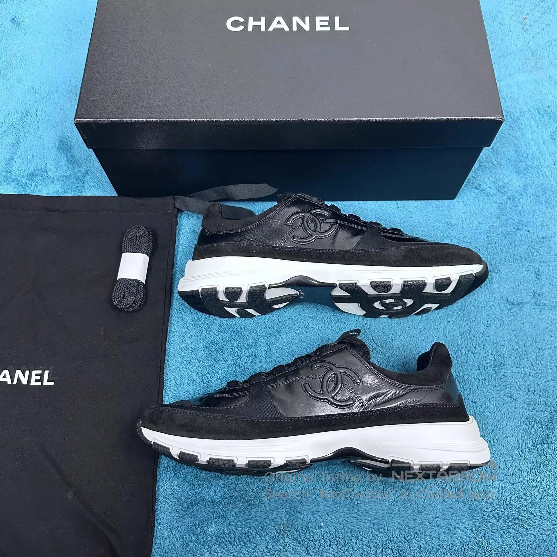 Chanel Black Low. Size US 10 / EU 43 - 2 Thumbnail