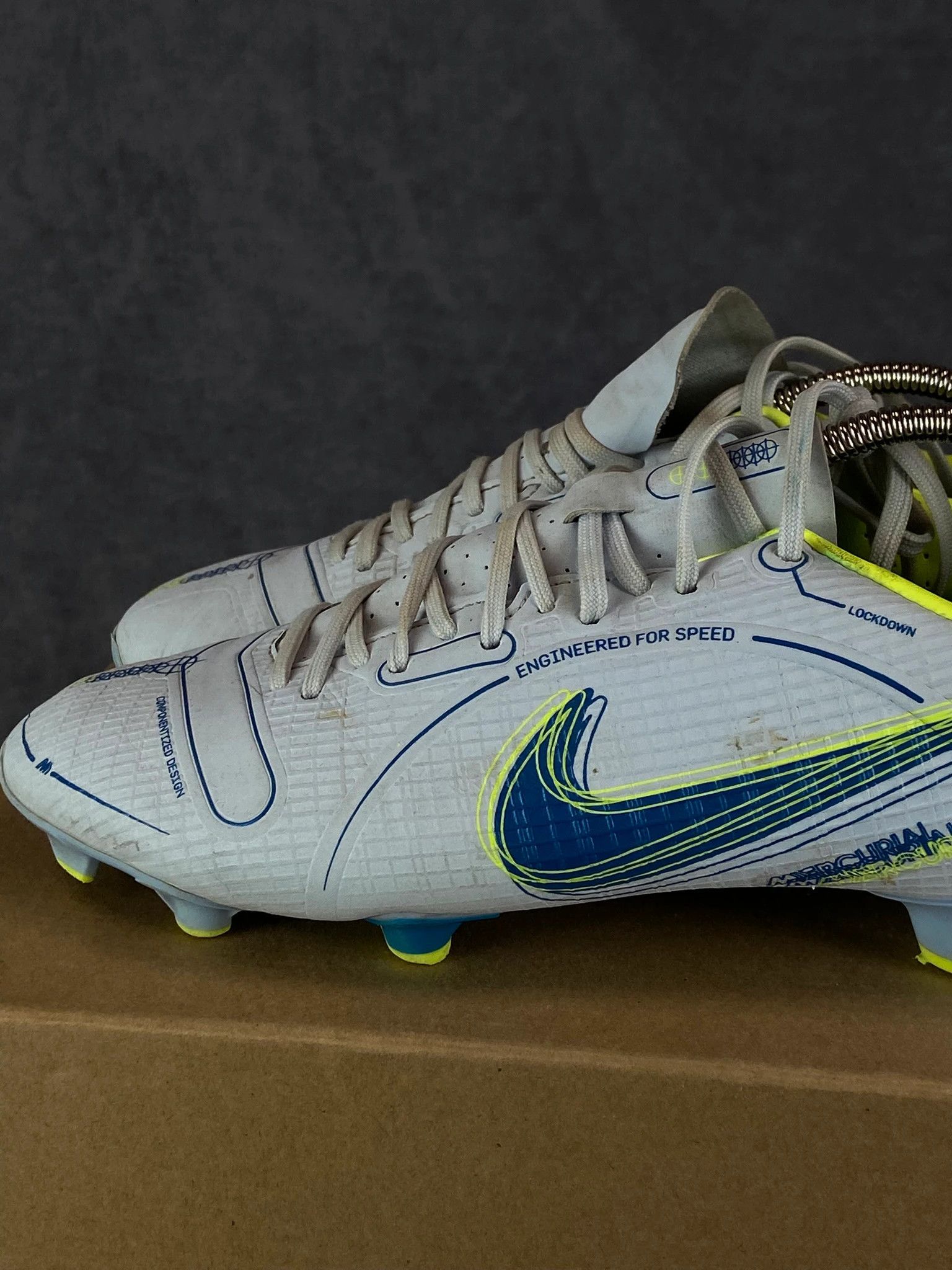 Nike Nike White Football Boots 40.5 Engineered for Speed Size US 7.5 / EU 40-41 - 4 Thumbnail