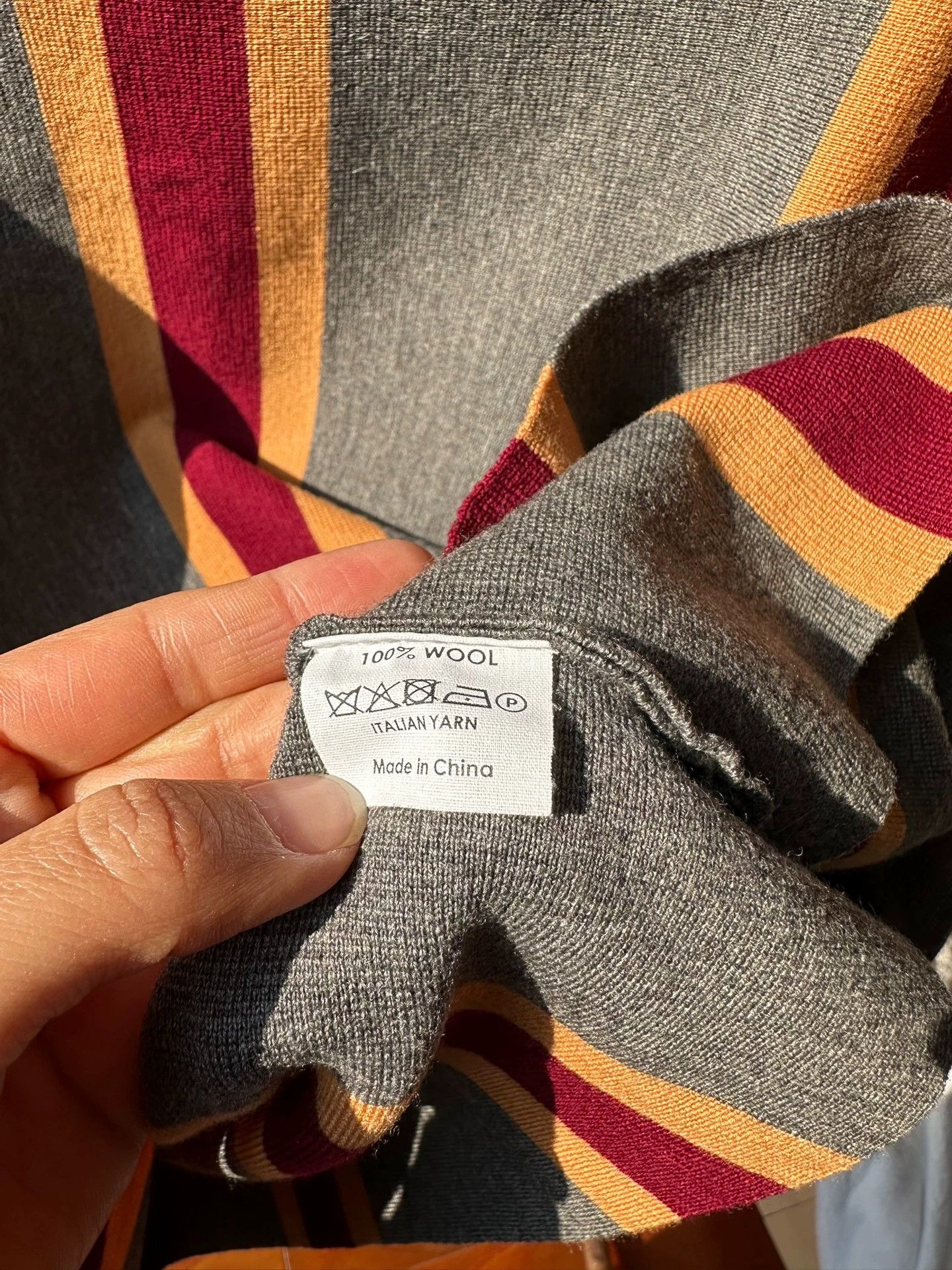 Dries Van Noten Dries Van Noten Women's 99 New Wool Sweater S Size S / US 4 / IT 40 - 6 Thumbnail