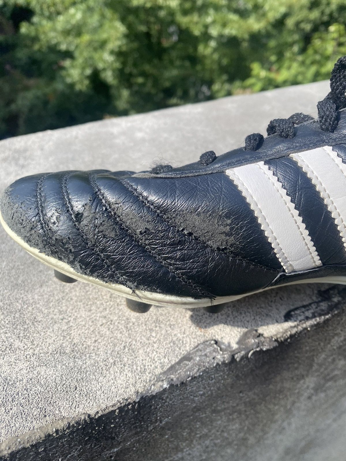 Adidas adidas copa mundial Size US 7 / EU 40 - 10 Thumbnail