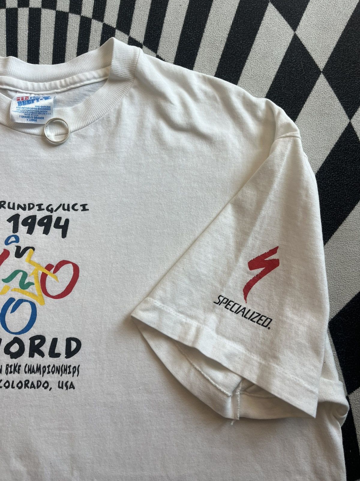 Vintage Vintage Grundig/uci 1994’s World Mountain Bike Tshirt Size US XL / EU 56 / 4 - 8 Thumbnail