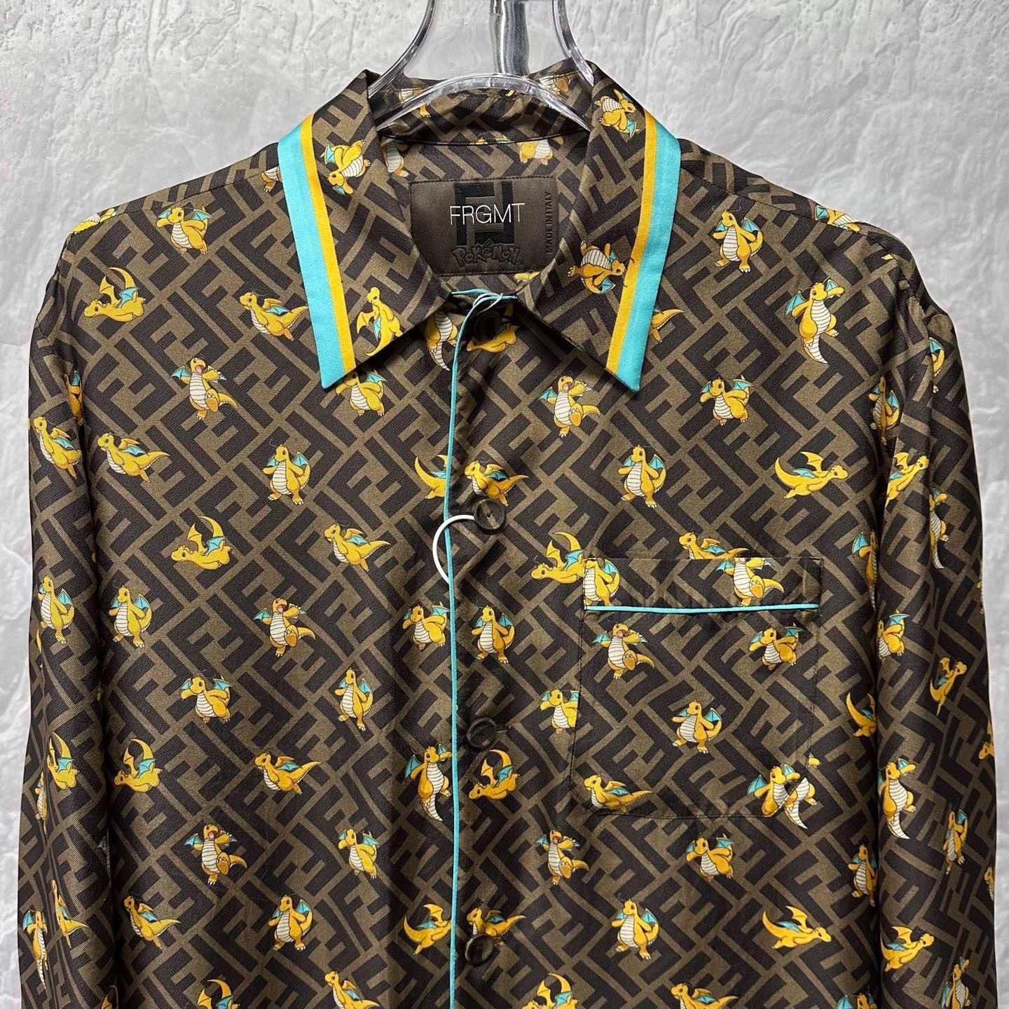 Fendi fendi x pokémon silk shirt with dragon print Size US M / EU 48-50 / 2 - 3 Thumbnail
