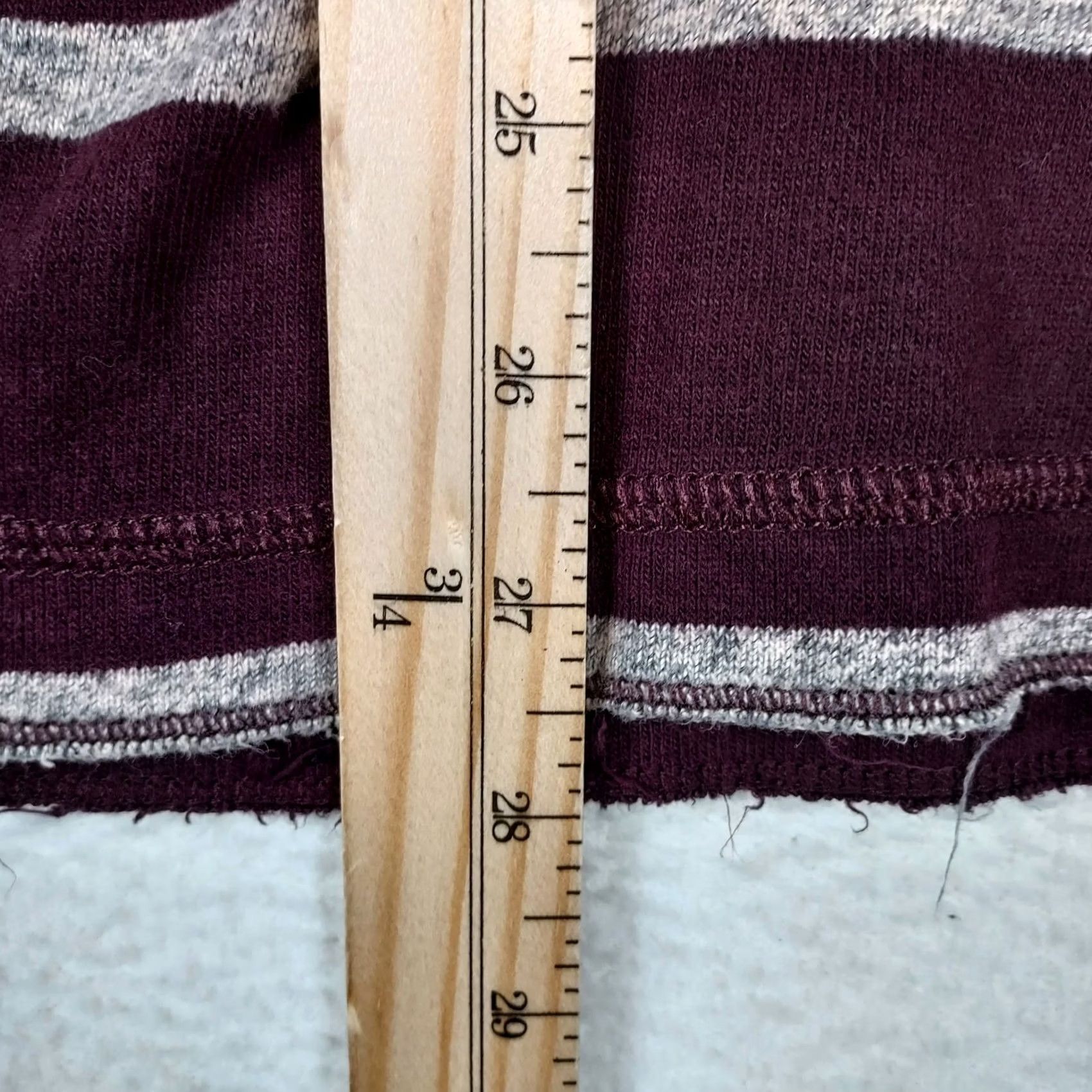 Abercrombie & Fitch Abercrombie & Fitch Men’s L Muscle Fit Long Sleeve Cotton Stripe Tee Maroon Gray Shirt Mens Regular Crew Neck Logo Knit Vintage No Size US L / EU 52-54 / 3 - 5 Thumbnail