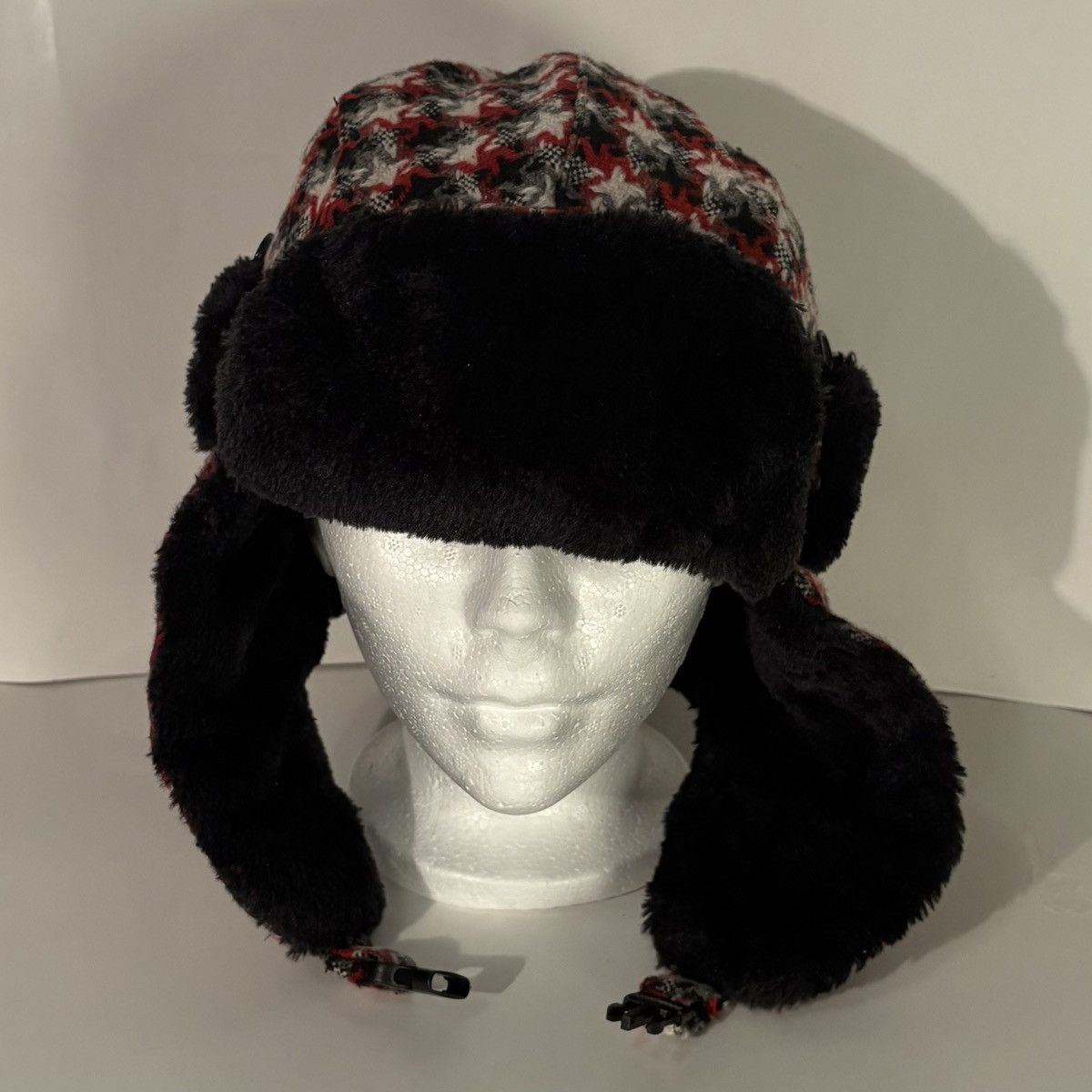 Vintage Vintage Y2K Alt Star Pattern Plaid Ushanka Trapper Flap Hat Size ONE SIZE - 2 Thumbnail