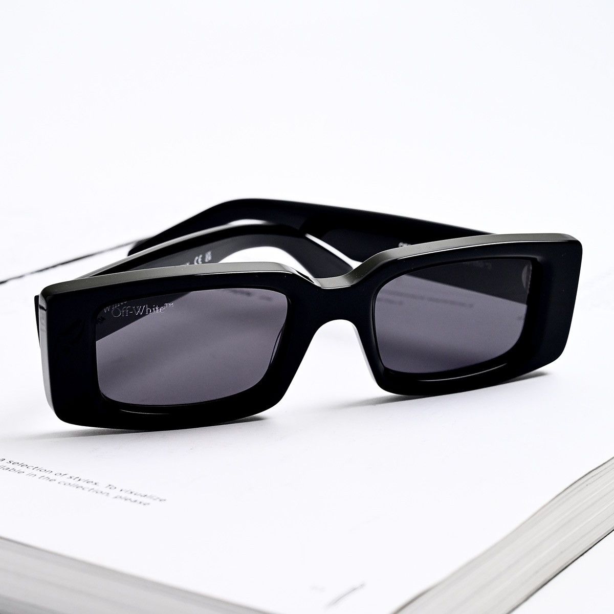 Off-White OFF WHITE ARTHUR SUNGLASSES Size ONE SIZE - 9 Thumbnail