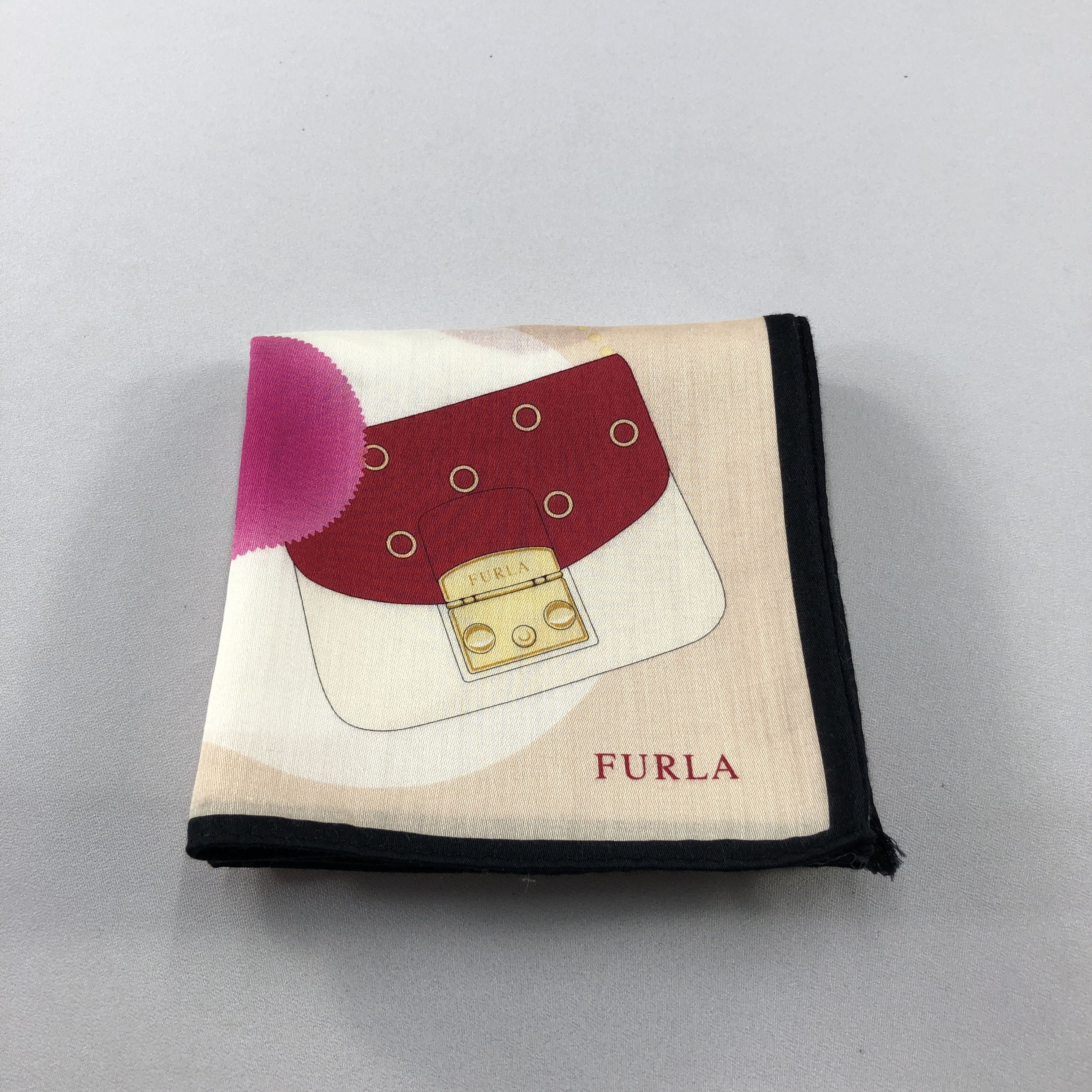 Furla Furla Love Handkerchief Neckerchief Bandana H3093 Size ONE SIZE - 6 Thumbnail