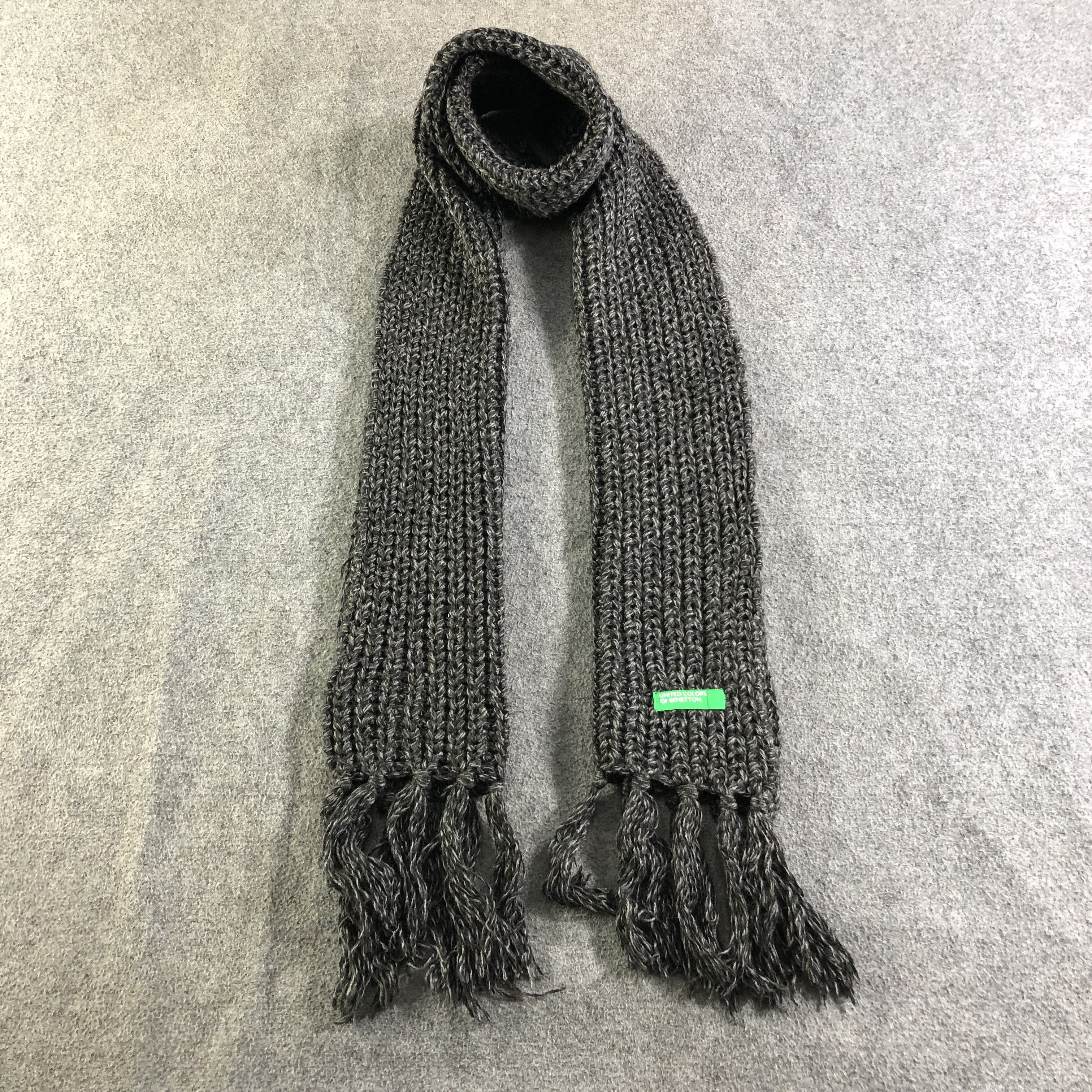United Colors Of Benetton United Colors Of Benetton Knit Scarf Muffler Neckwear V2176 Size ONE SIZE - 1 Thumbnail