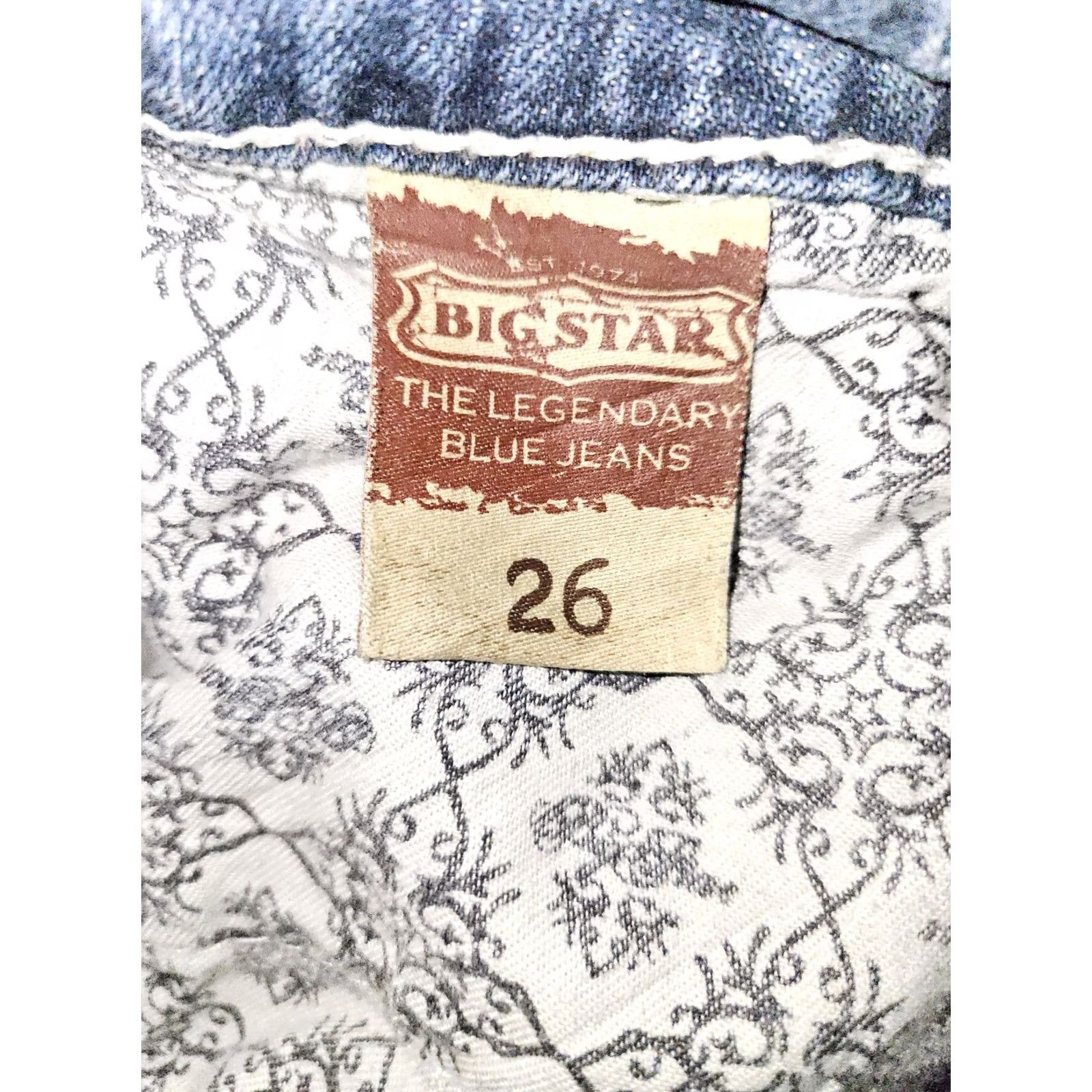 Vintage VINTAGE Big Star Casey K Capris Jeans Women 26 Blue Low Rise Embroidered Cowgirl Capris (28x20) Pattern Solid Shoes N/A Size ONE SIZE - 4 Thumbnail