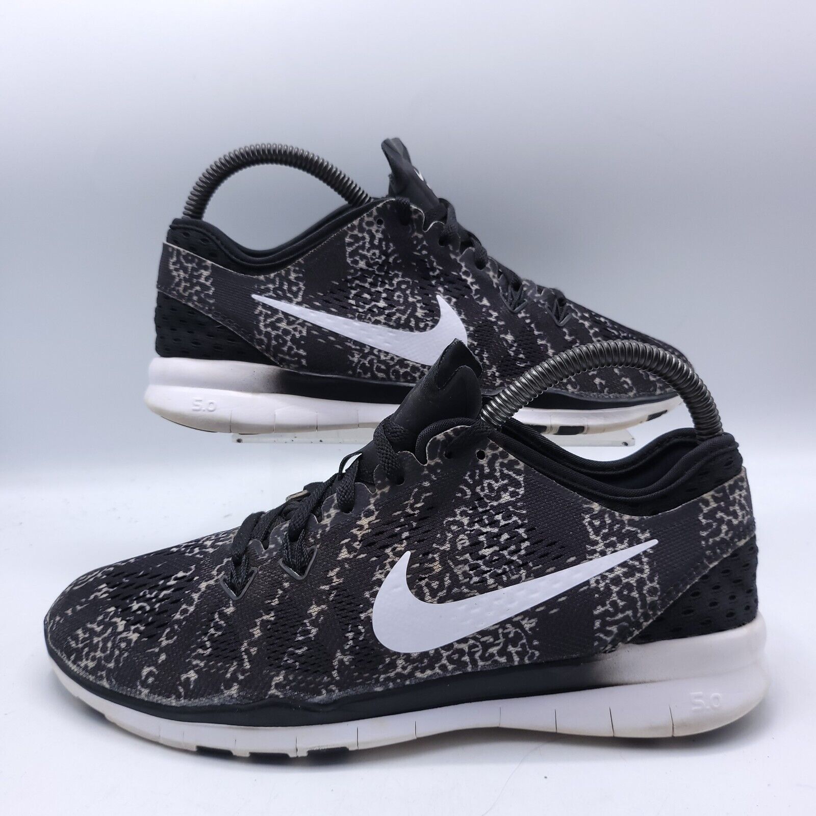 Nike Nike Free TR Fit 5 Shoe Womens Size 7 704695-009 Black Size US 7 / IT 37 - 5 Thumbnail