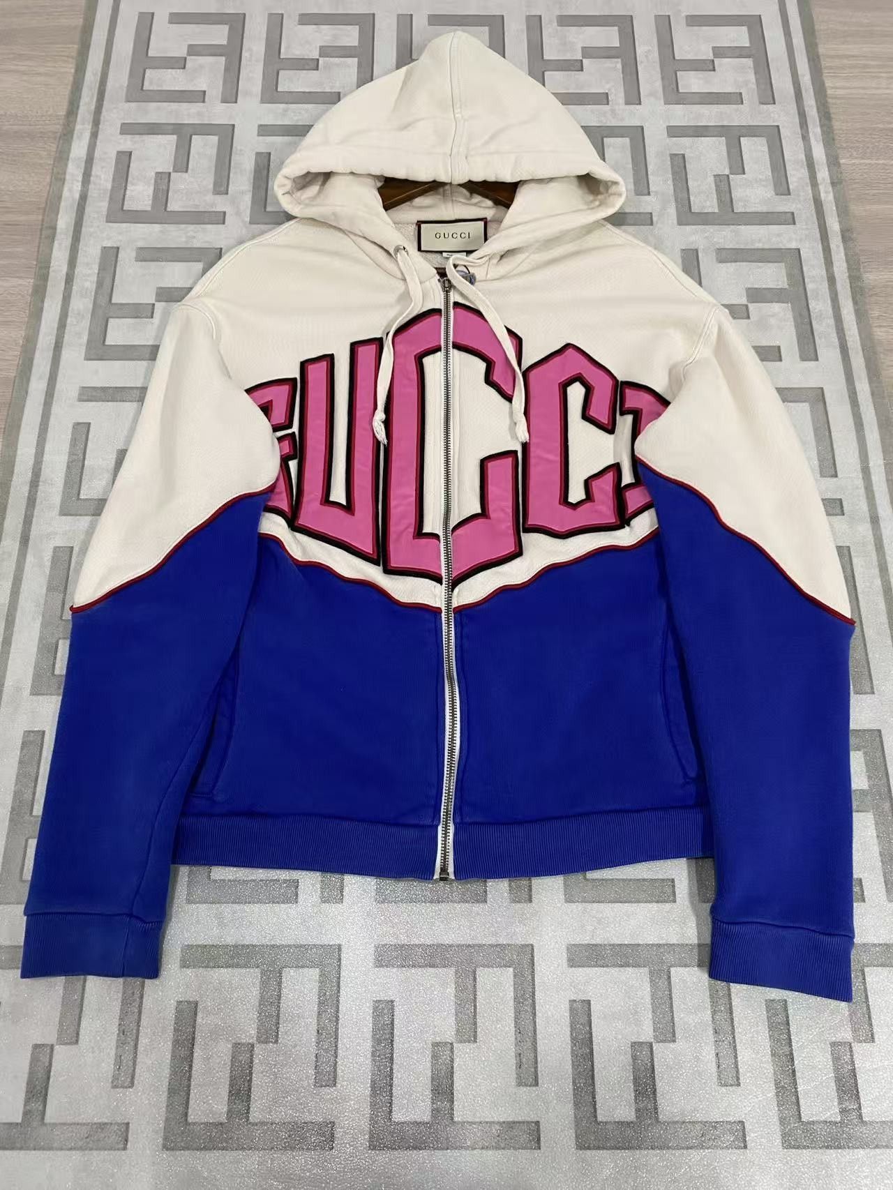 Gucci Gucci Game Logo Colorblock Hoodie Size S Size US S / EU 44-46 / 1 - 1 Thumbnail