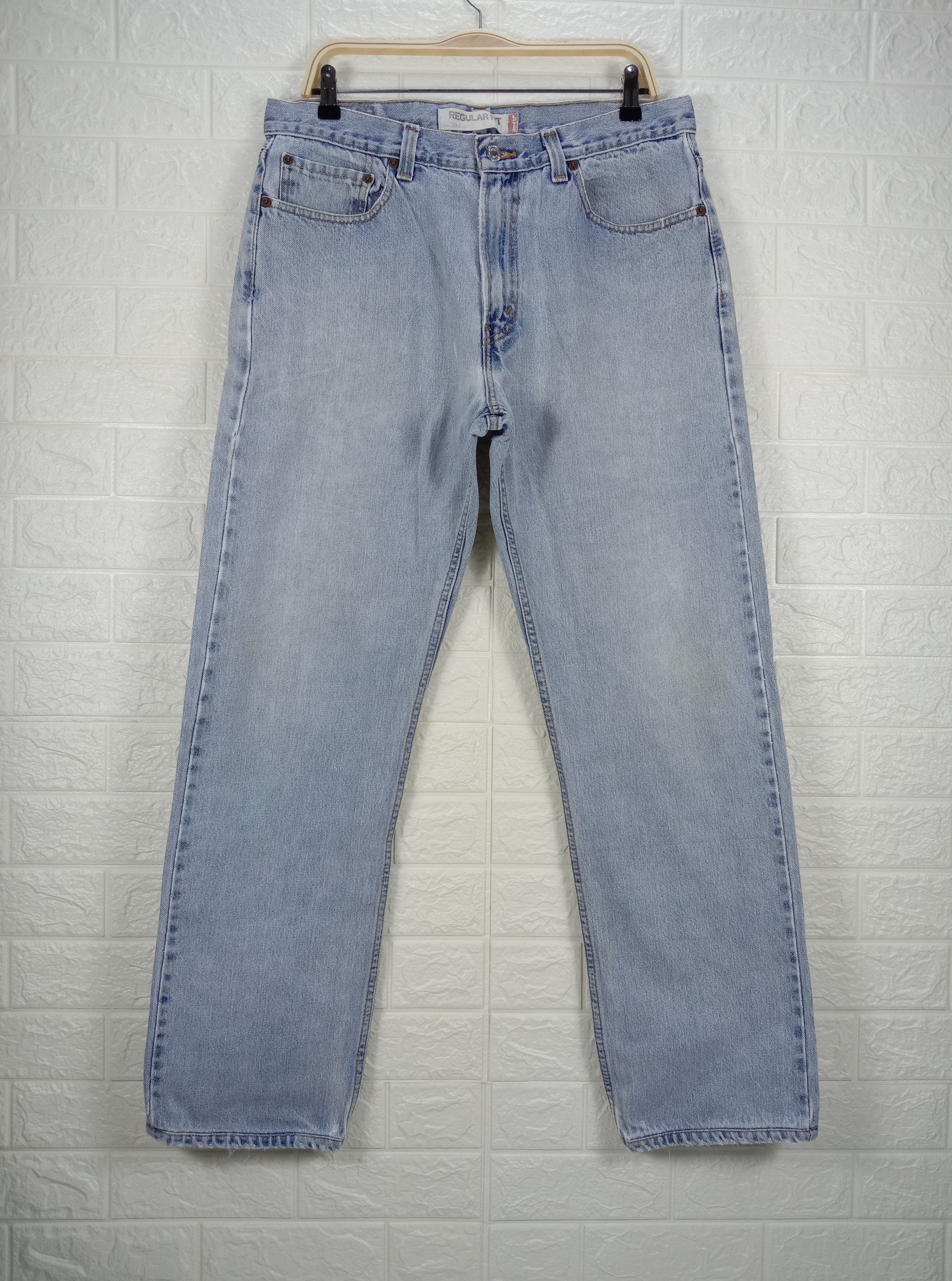 Vintage Levi's 505 Jeans Light Wash Regular Fit Denim