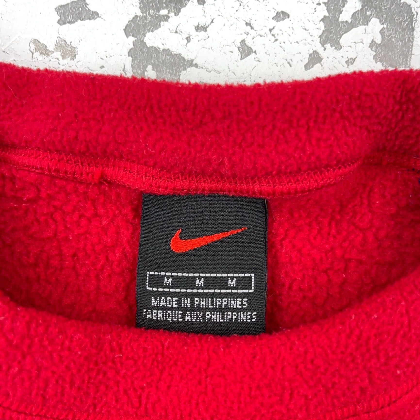 Nike VINTAGE Nike Sweatshirt Men Medium Red Fleece Crewneck Sweater Y2K 2000s Cyber Nike Mens Crew Neck Sweatshirt Red Fleece Size US M / EU 48-50 / 2 - 6 Thumbnail