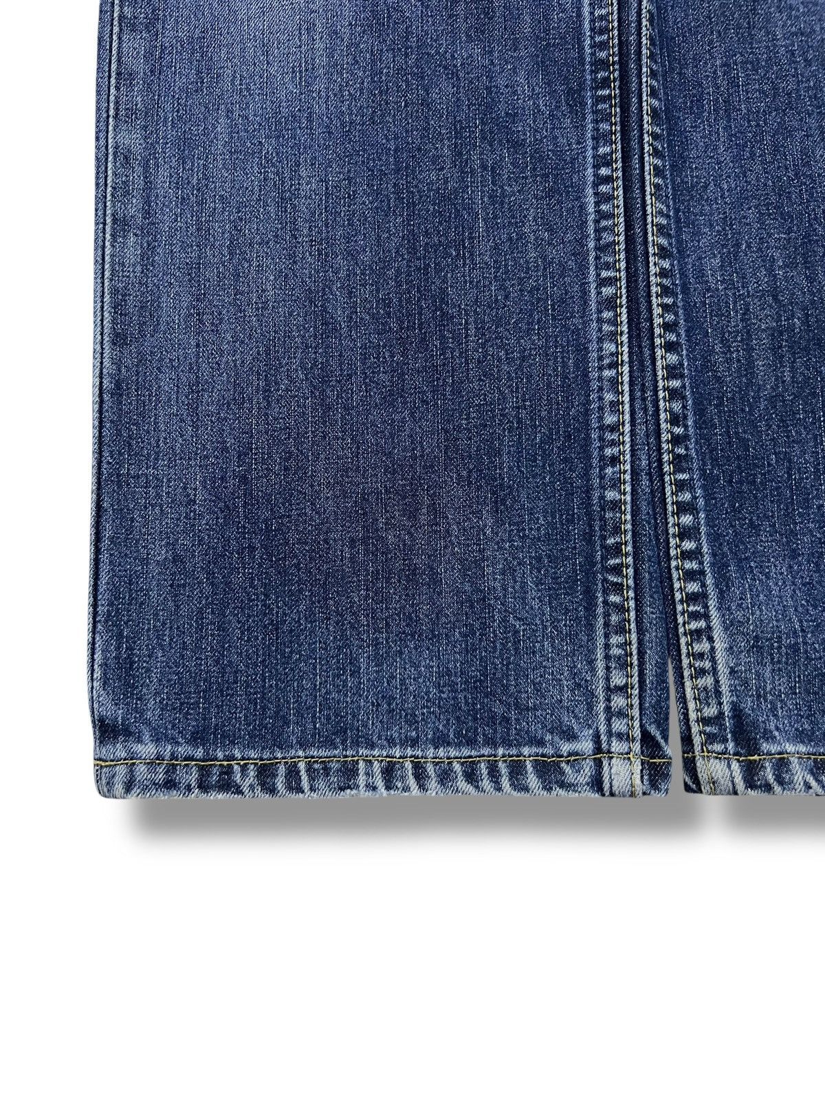 Vintage 05 Levi’s 502 Japan - Faded Wash Jeans
