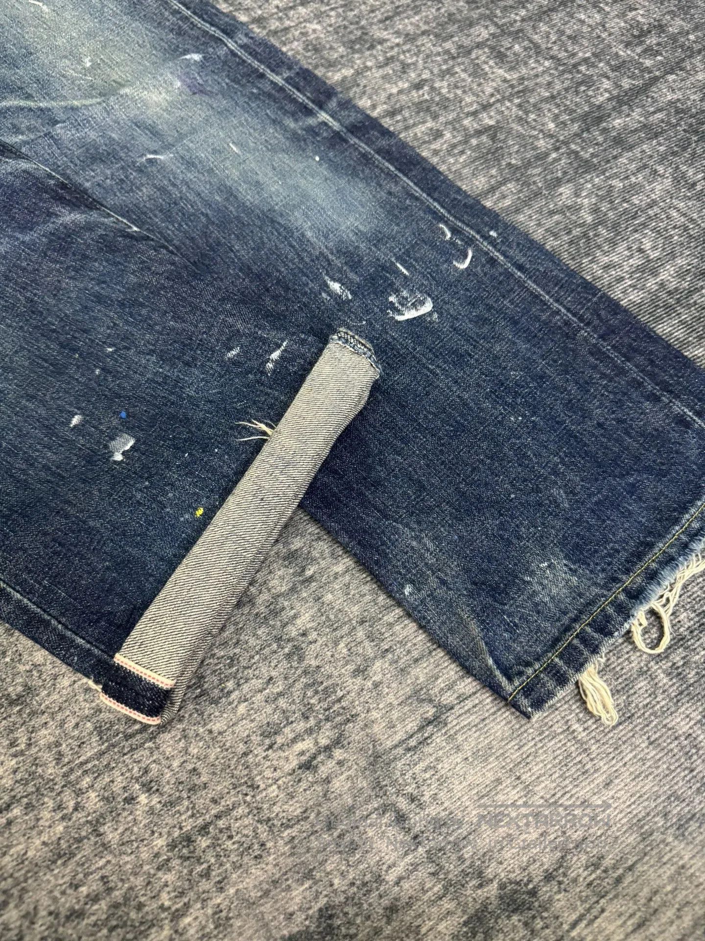 Levi's Vintage Levis 702 90s Jeans. Size US 32 / EU 48 - 4 Thumbnail